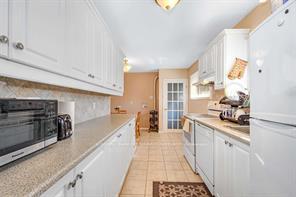 Photo 12 of 2095 Haig Drive, Ottawa, Elmvale Acres — HOMEH