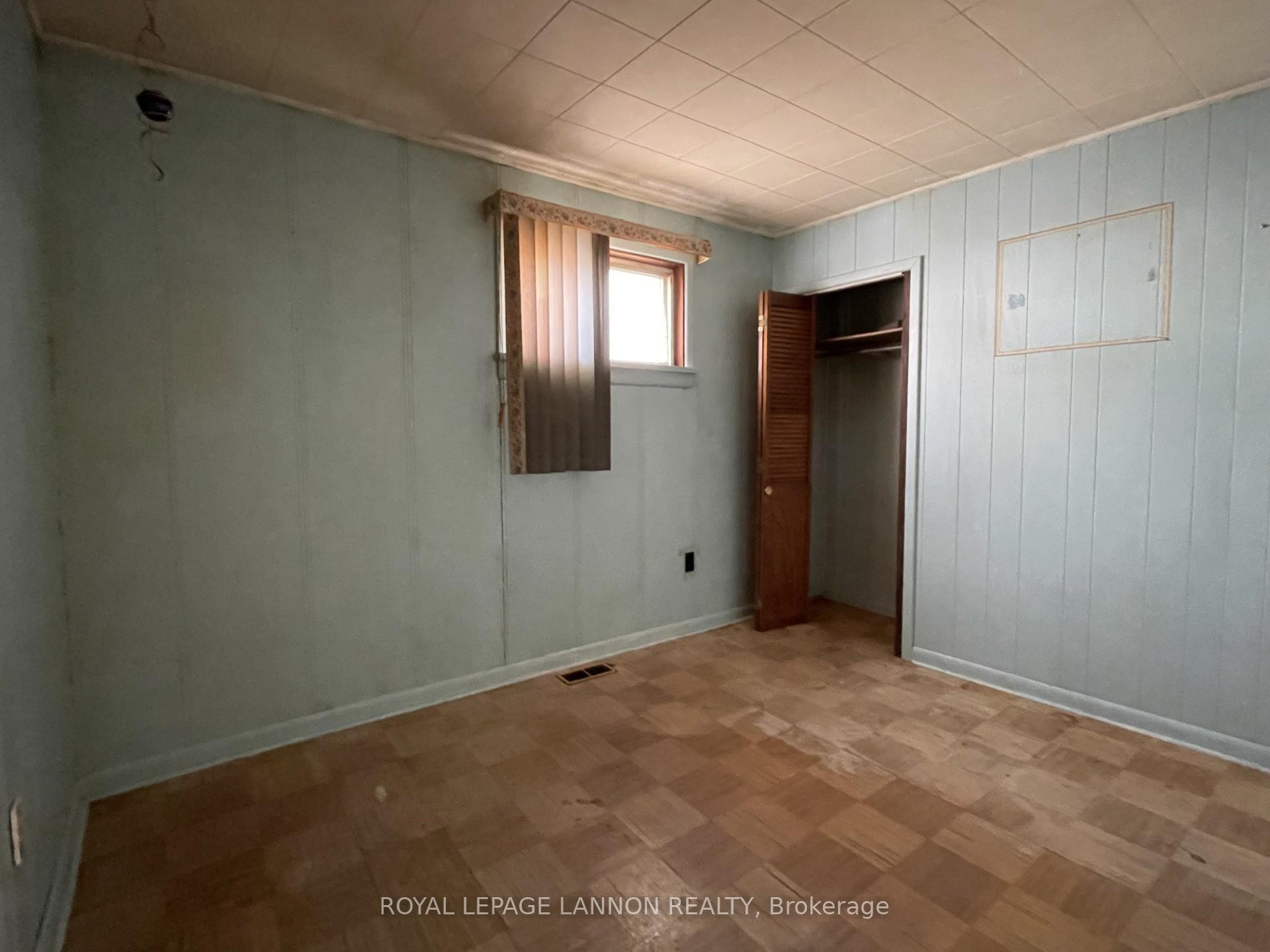 Photo 3 of 20 Primrose Street, Thunder Bay, Shuniah — HOMEH