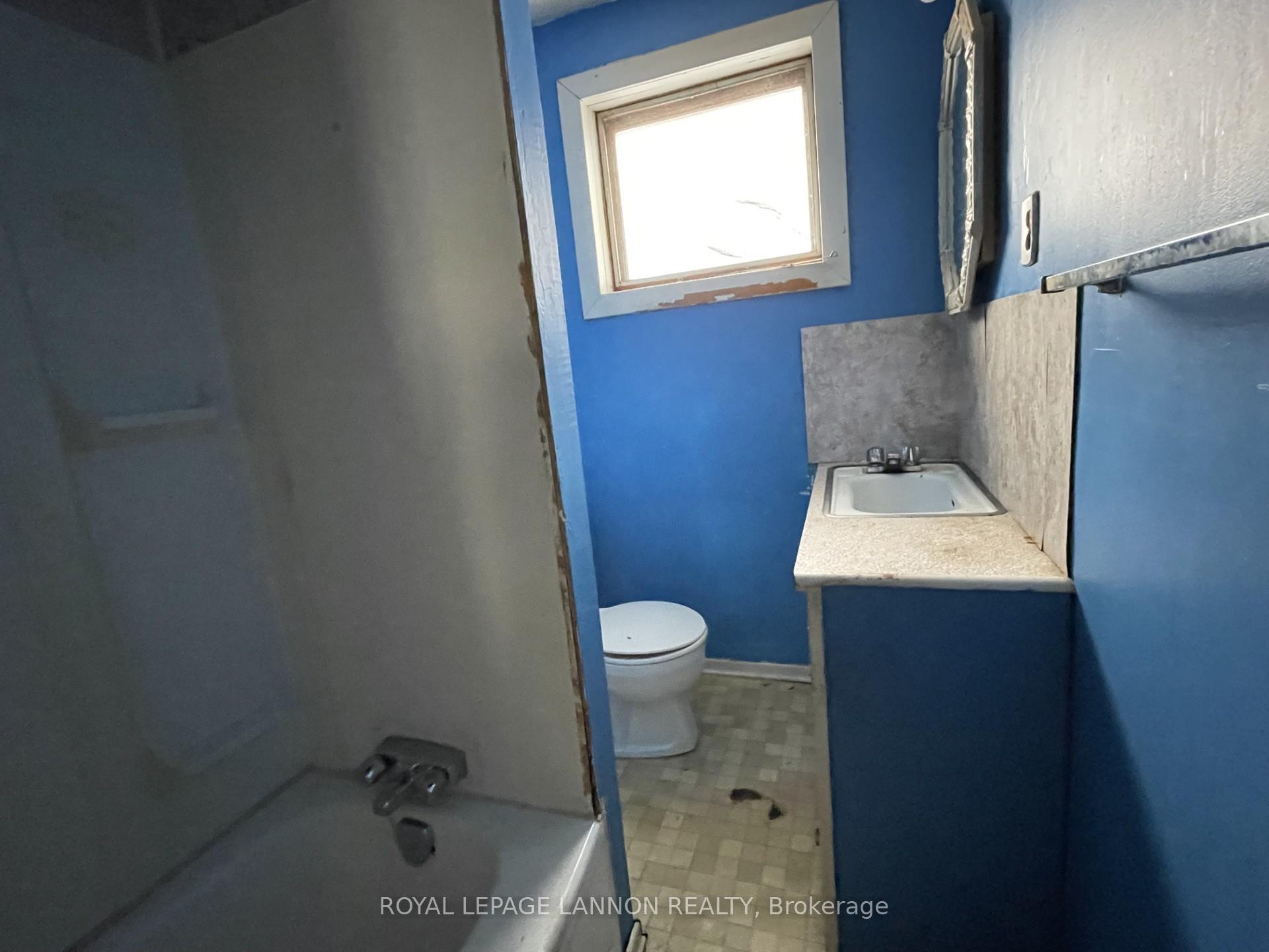 Photo 9 of 20 Primrose Street, Thunder Bay, Shuniah — HOMEH