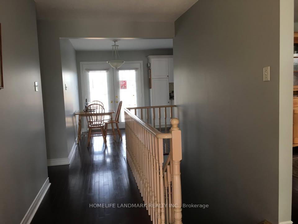 Photo 10 of Unit Main, 10 Marjoy Avenue, Barrie, Little Lake — HOMEH