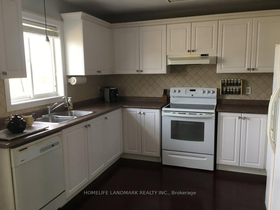 Photo 11 of Unit Main, 10 Marjoy Avenue, Barrie, Little Lake — HOMEH
