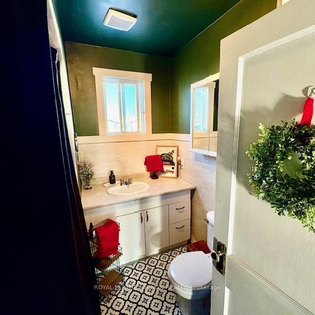 Photo 32 of 210 Third Avenue SW, Greenstone — HOMEH
