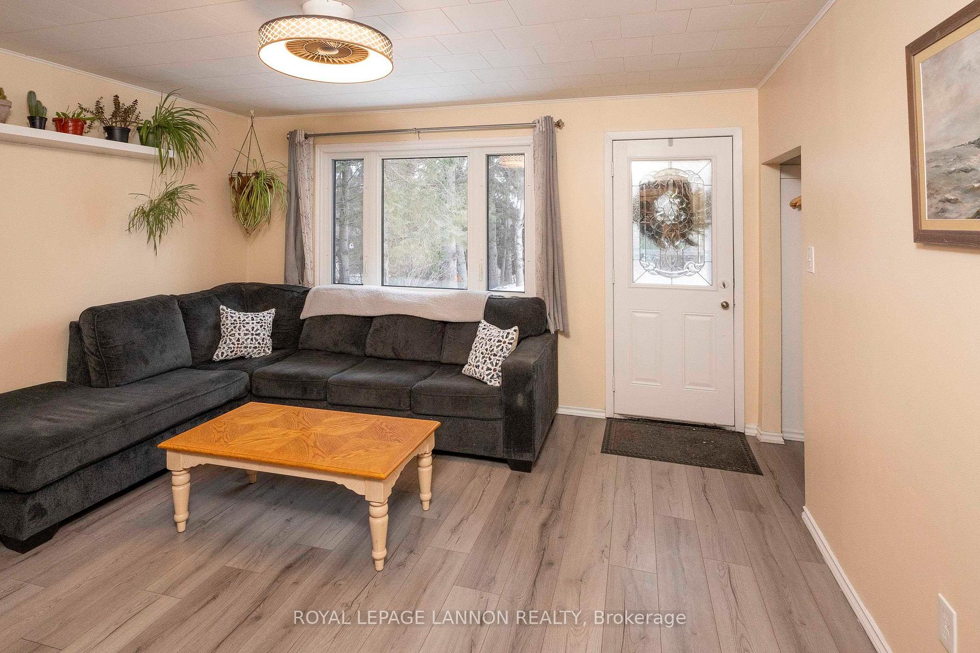 Photo 3 of 376 Lakeshore Drive, Shuniah — HOMEH
