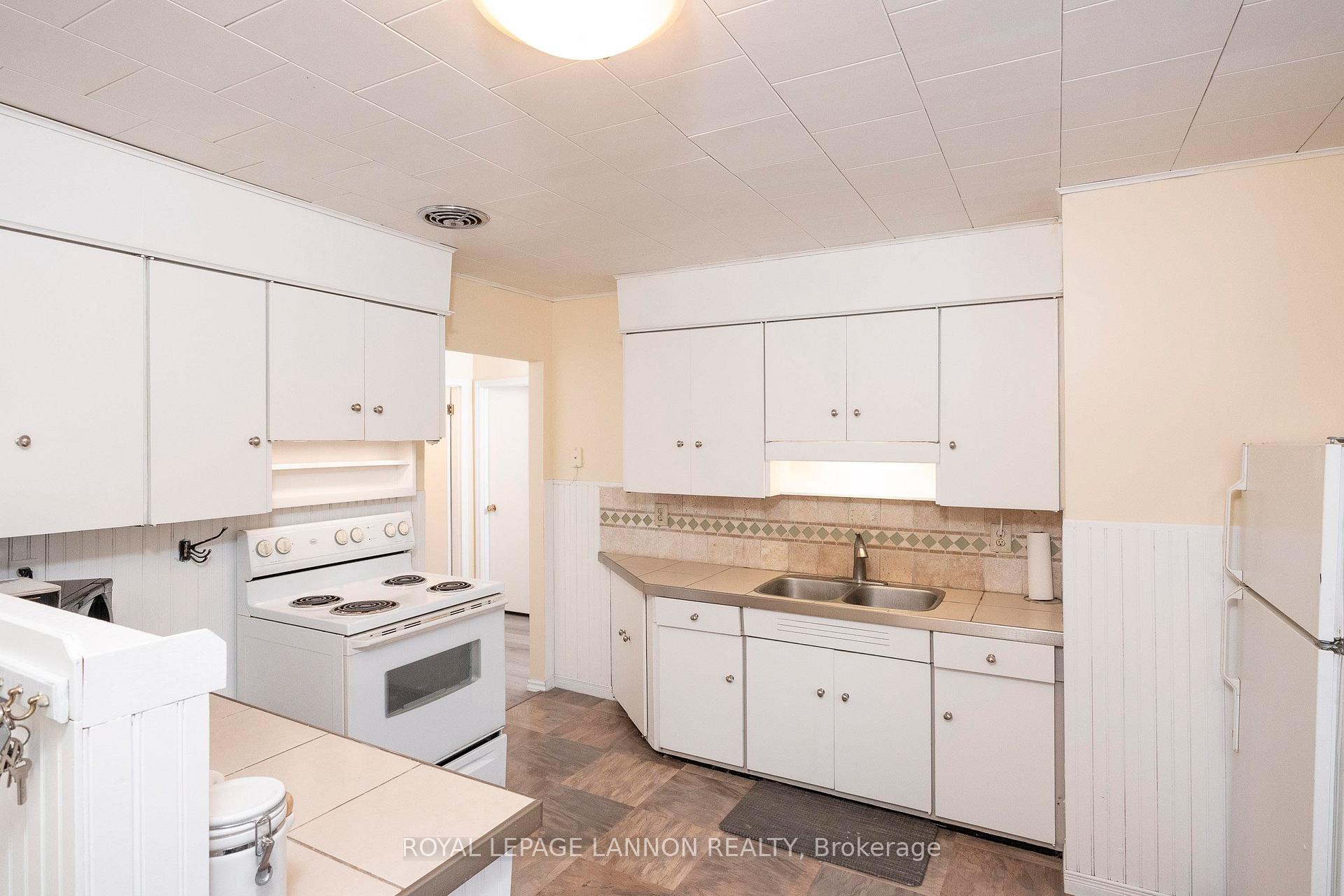 Photo 9 of 376 Lakeshore Drive, Shuniah — HOMEH