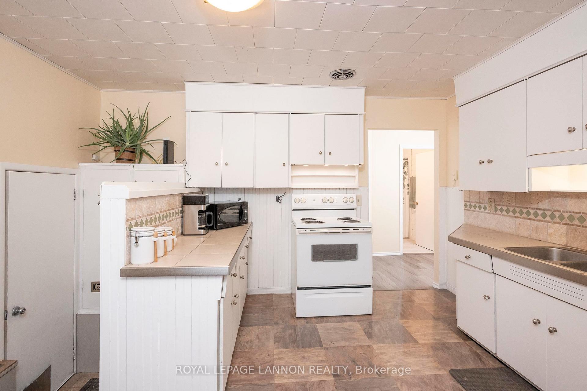 Photo 10 of 376 Lakeshore Drive, Shuniah — HOMEH