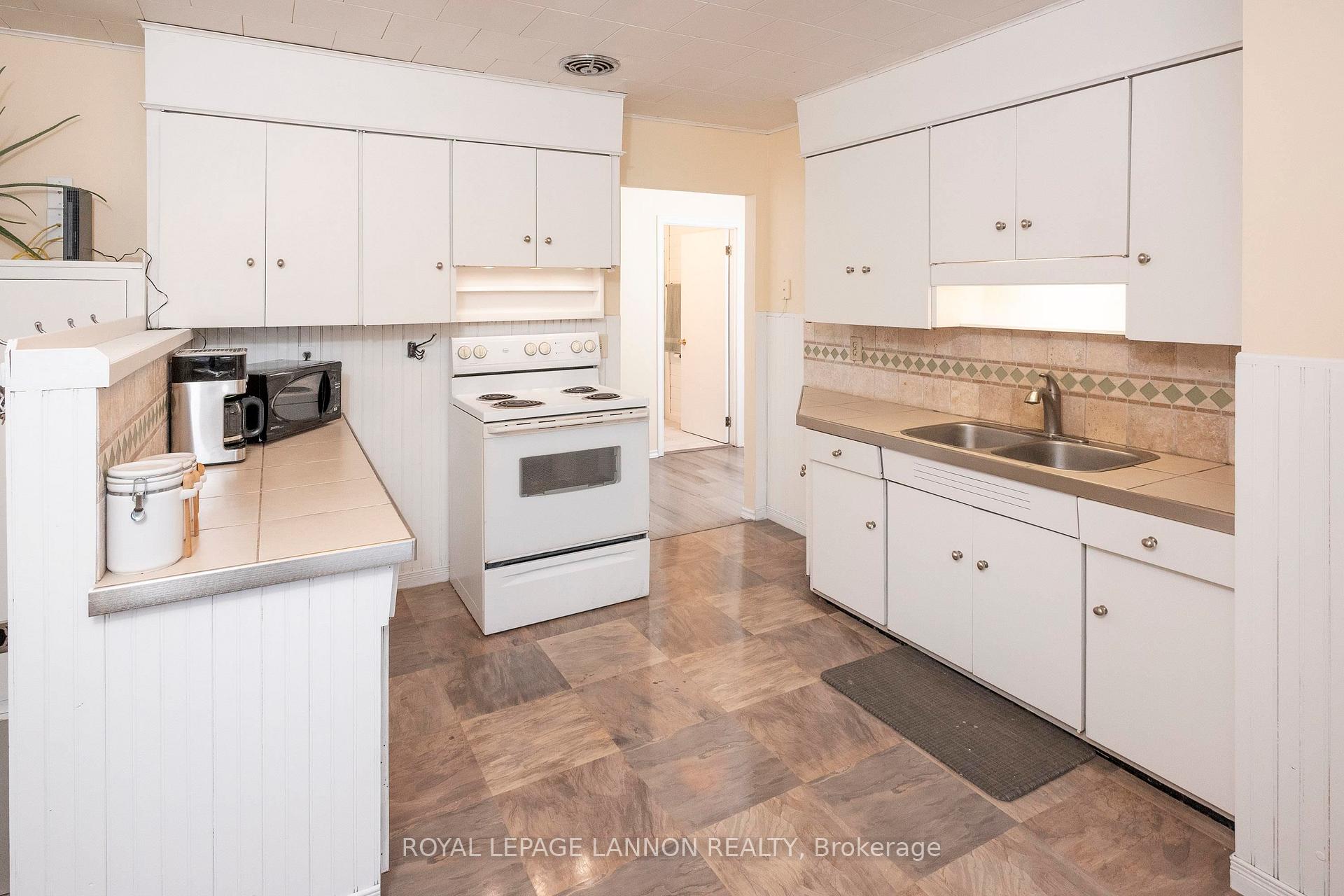 Photo 11 of 376 Lakeshore Drive, Shuniah — HOMEH