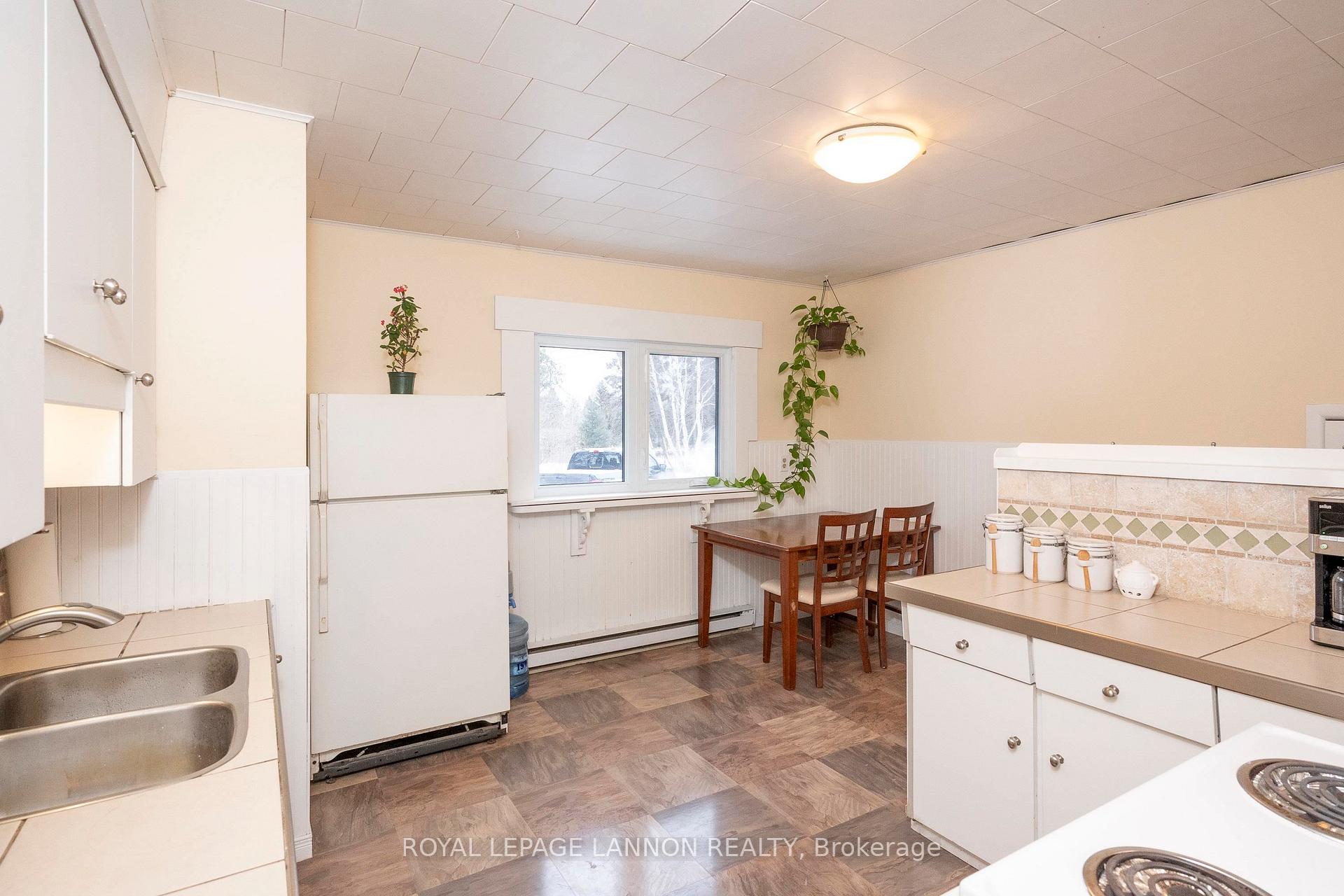 Photo 15 of 376 Lakeshore Drive, Shuniah — HOMEH