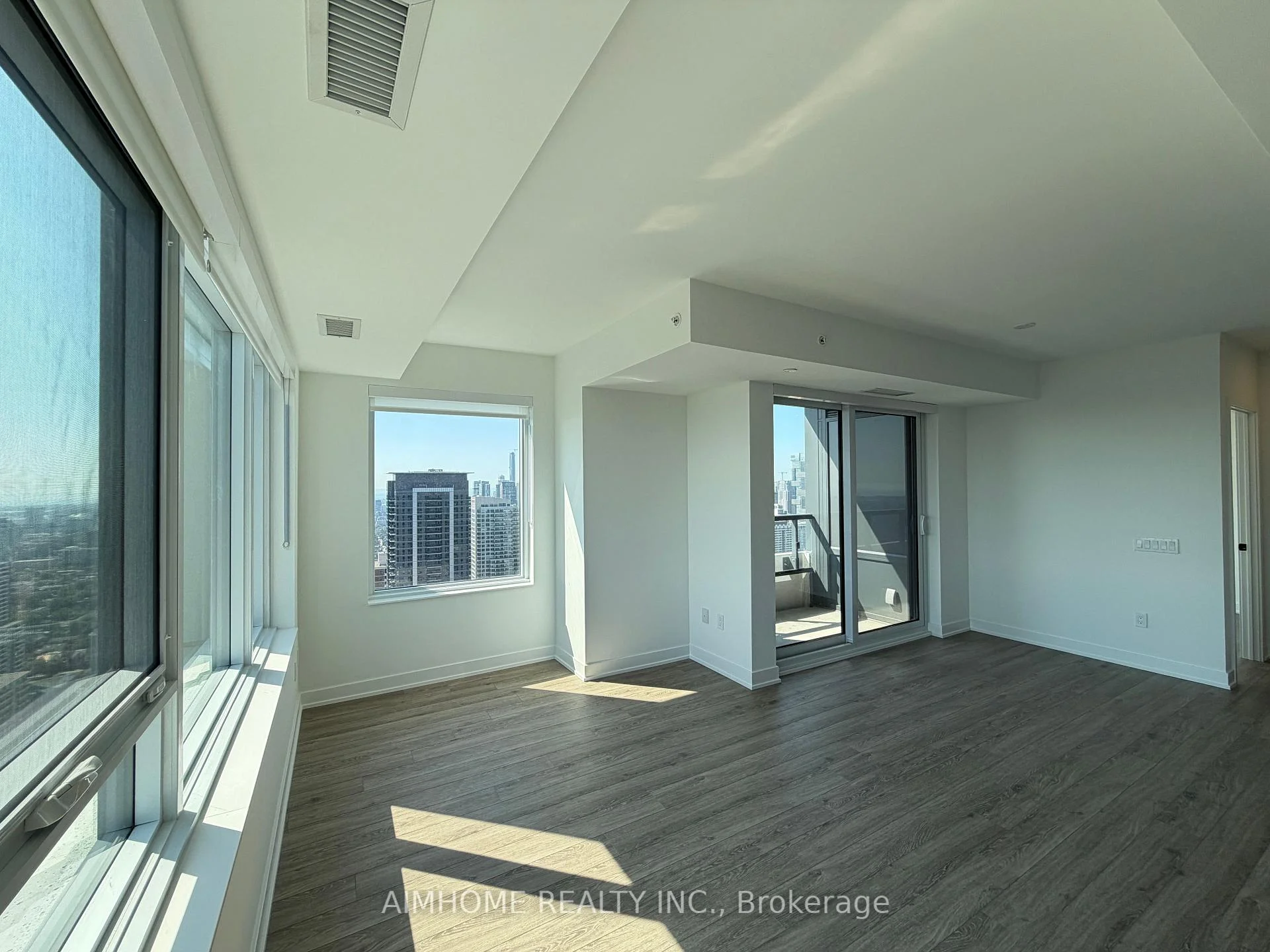 Photo 11 of Unit 4309, 609 Sherbourne Street, Toronto, North St. James Town — HOMEH