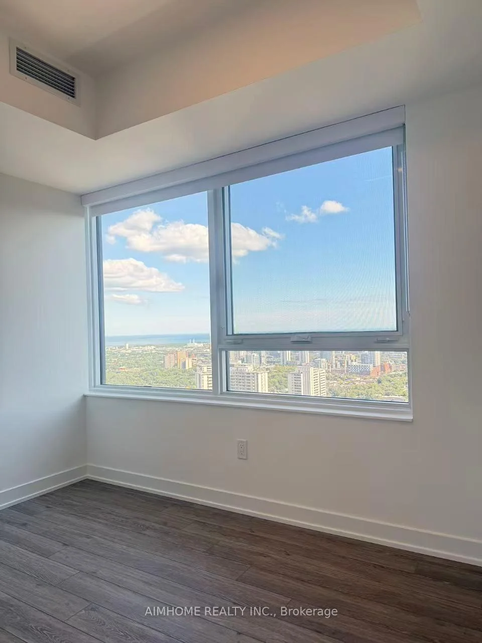 Photo 12 of Unit 4309, 609 Sherbourne Street, Toronto, North St. James Town — HOMEH
