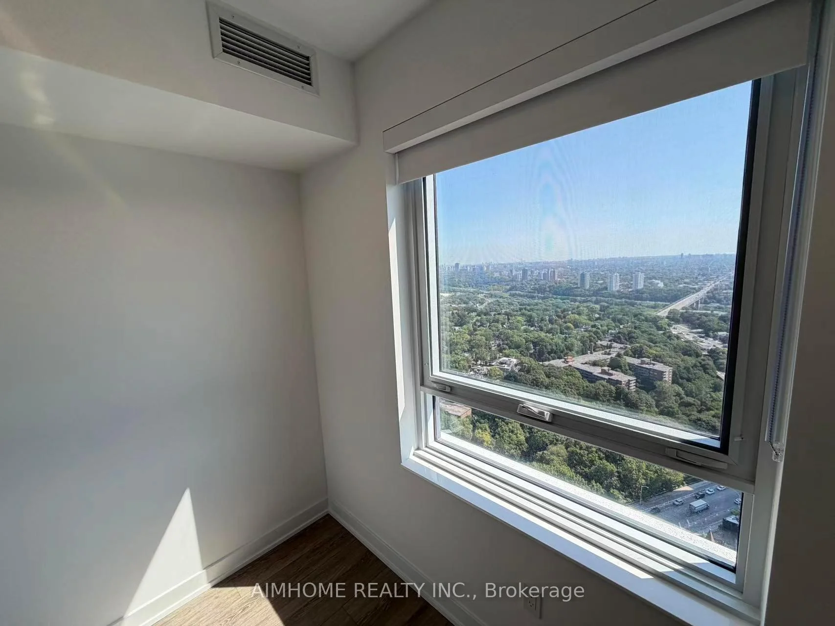 Photo 17 of Unit 4309, 609 Sherbourne Street, Toronto, North St. James Town — HOMEH