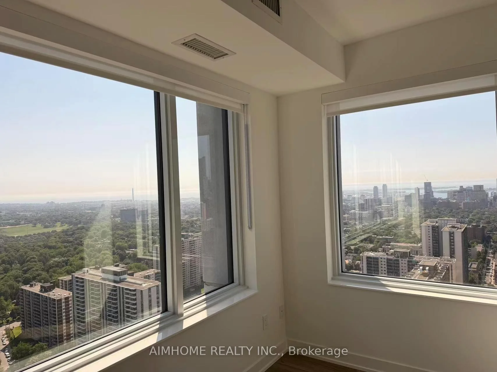 Photo 18 of Unit 4309, 609 Sherbourne Street, Toronto, North St. James Town — HOMEH