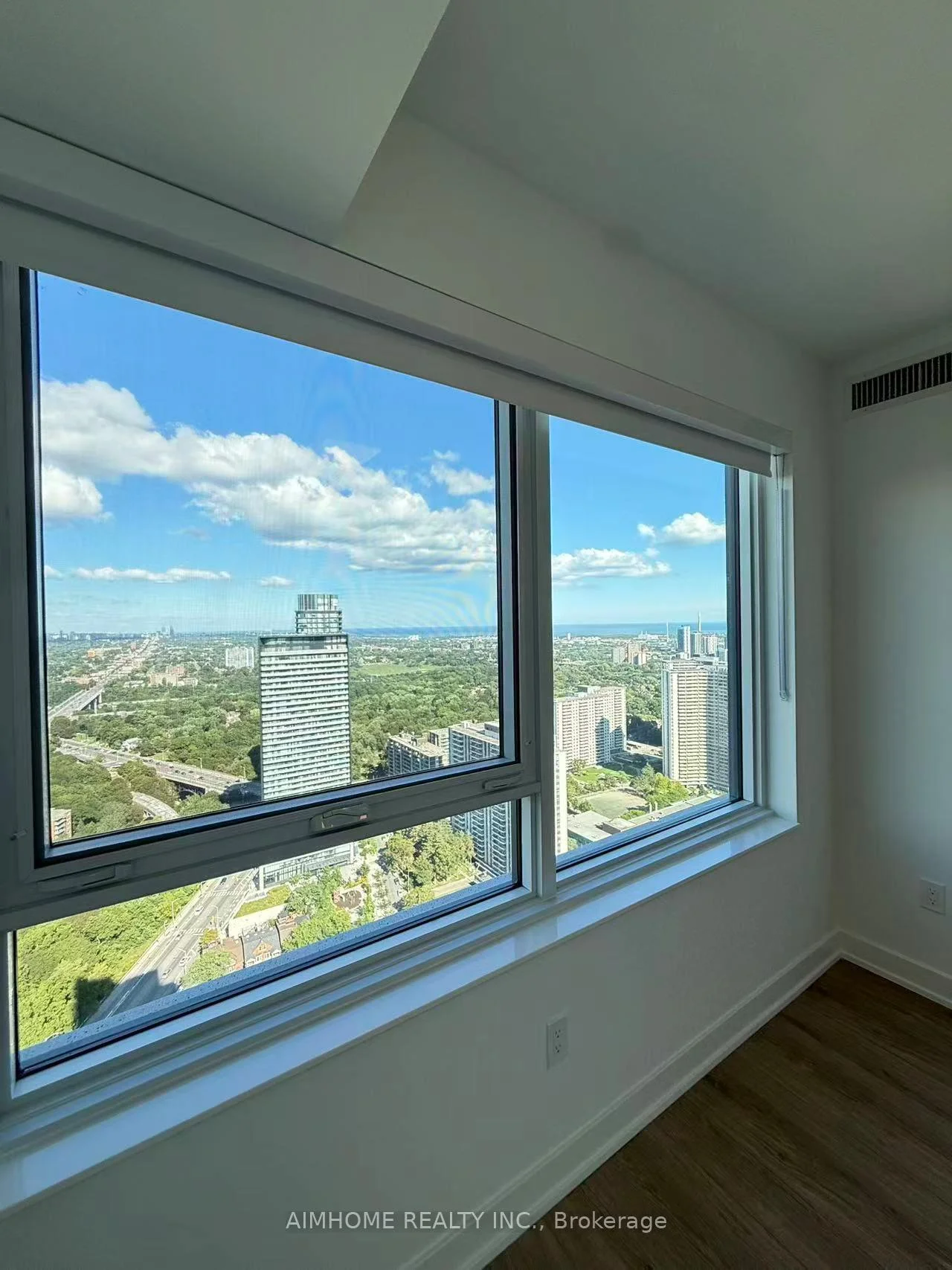 Photo 42 of Unit 4309, 609 Sherbourne Street, Toronto, North St. James Town — HOMEH