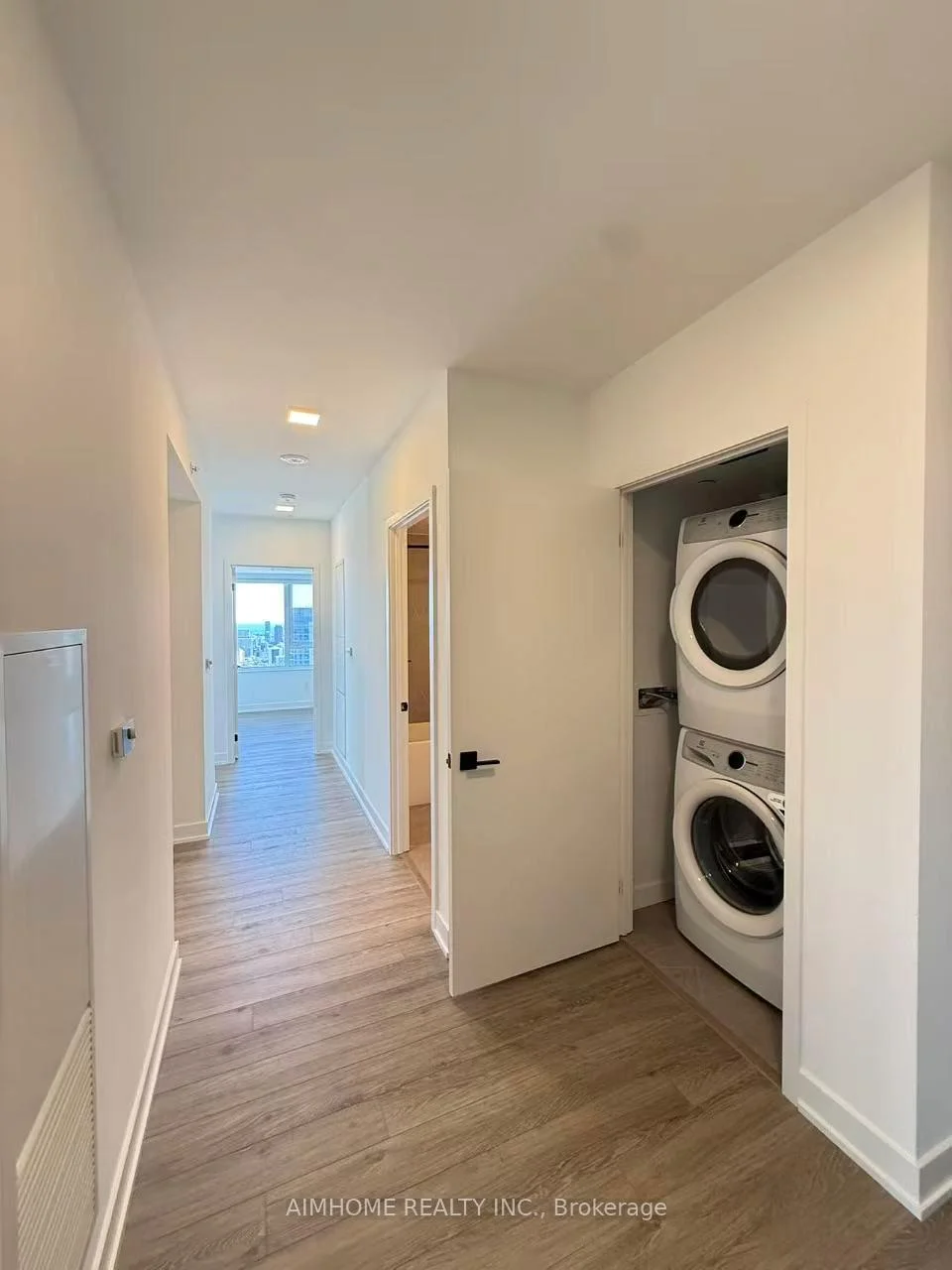 Photo 54 of Unit 4309, 609 Sherbourne Street, Toronto, North St. James Town — HOMEH