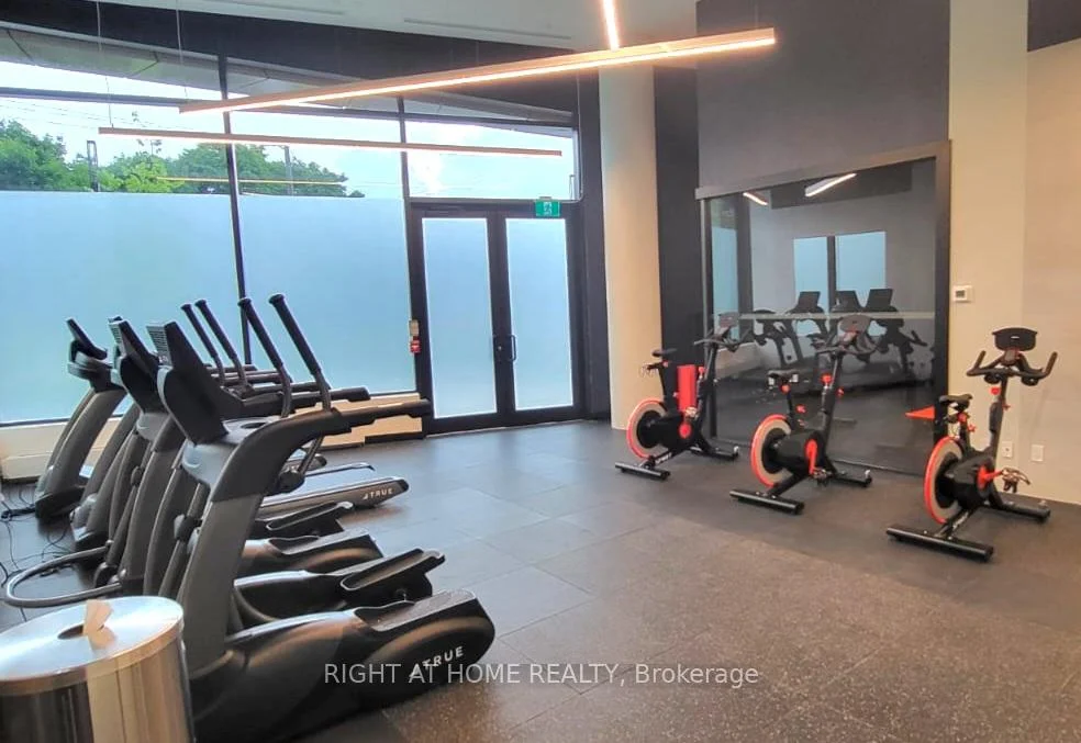 Photo 11 of Unit 418, 160 Kingsway Crescent, Etobicoke, Edenbridge-Humber Valley — HOMEH