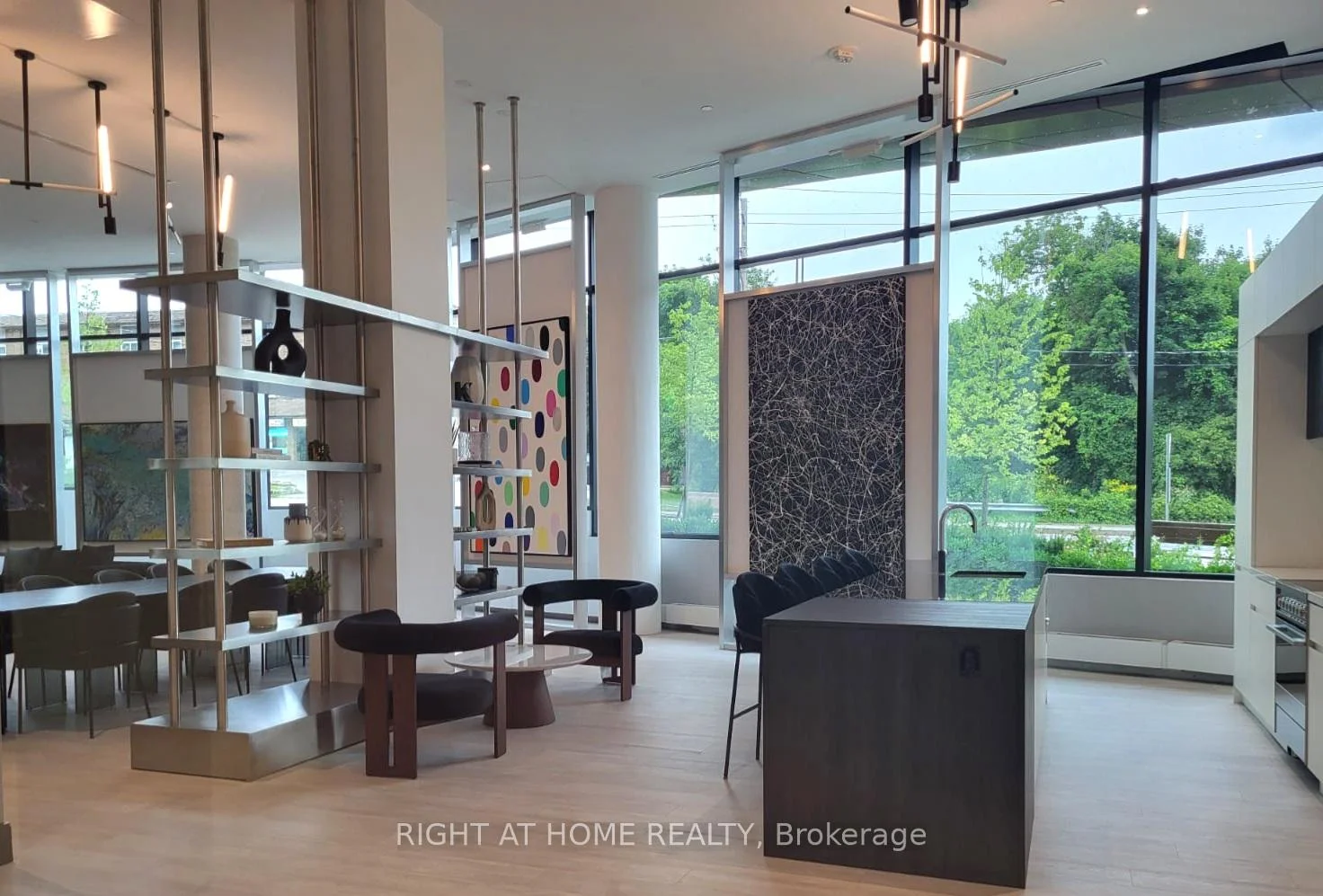 Photo 14 of Unit 418, 160 Kingsway Crescent, Etobicoke, Edenbridge-Humber Valley — HOMEH
