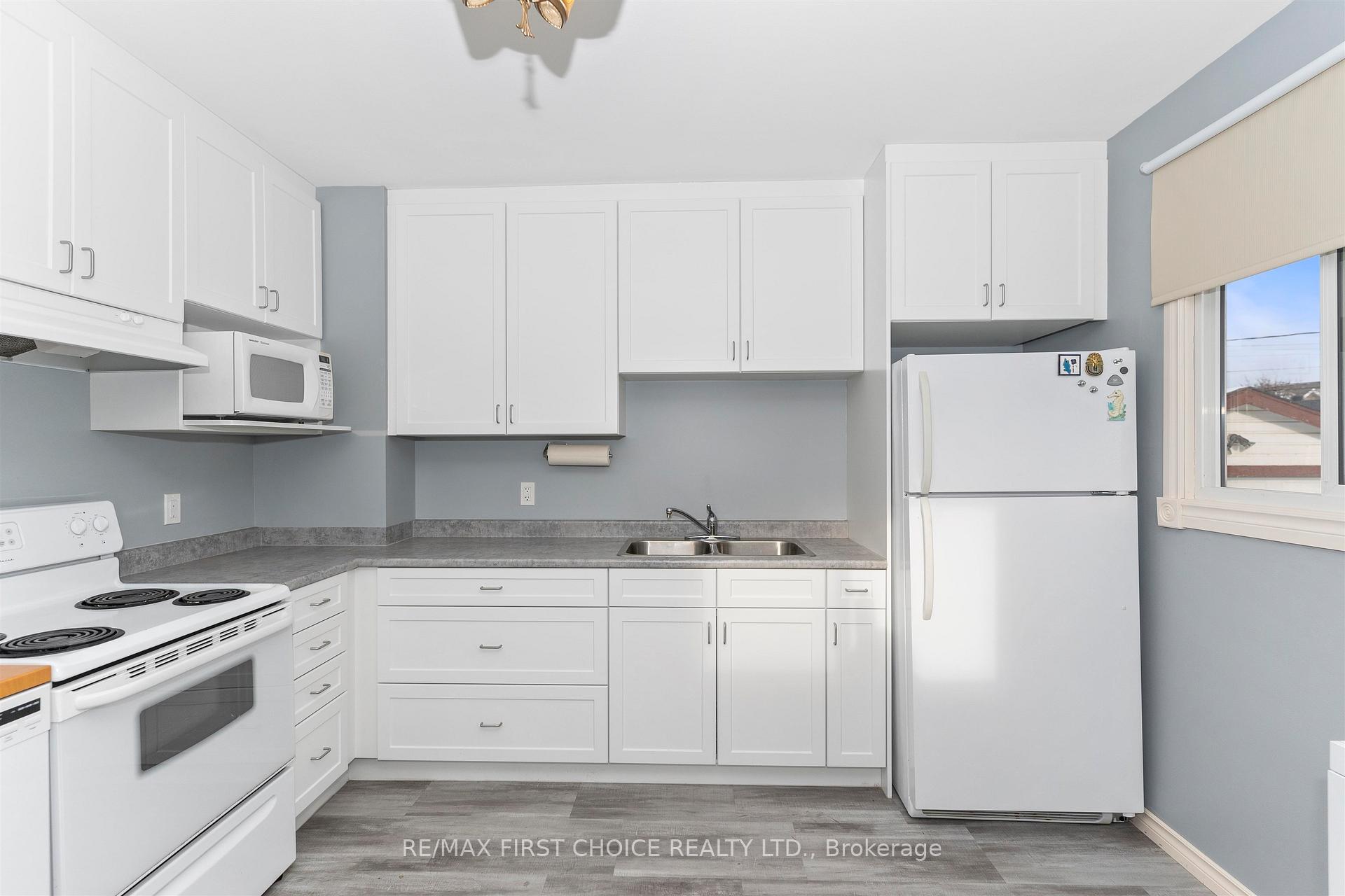 Photo 10 of 1731 Rankin Street, Thunder Bay, McKeller Park — HOMEH