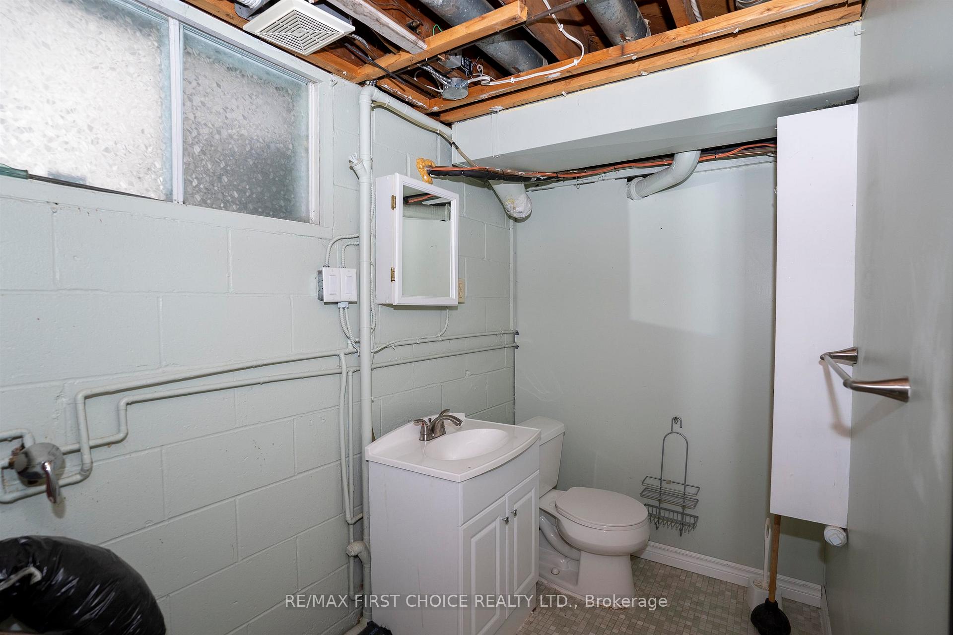 Photo 25 of 1731 Rankin Street, Thunder Bay, McKeller Park — HOMEH