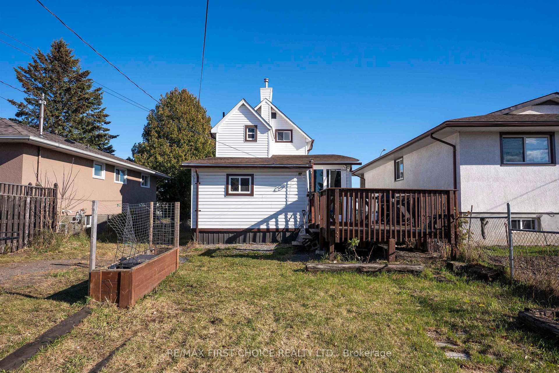 Photo 4 of 535 McBain Street, Thunder Bay, East End — HOMEH