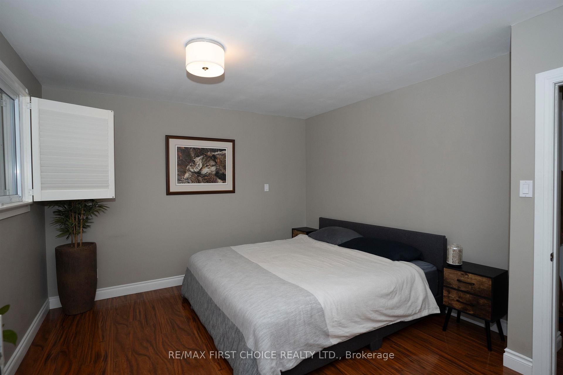 Photo 21 of 205 Windemere Avenue N, Thunder Bay, College Heights — HOMEH