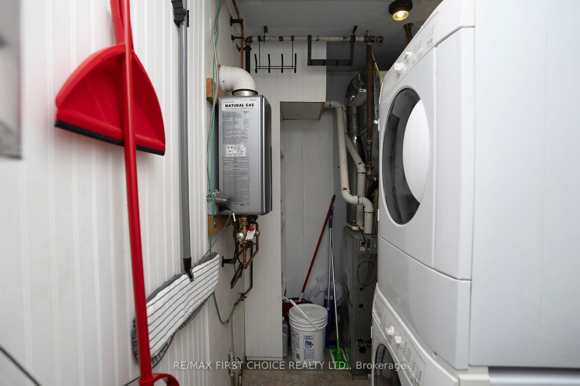 Photo 29 of 205 Windemere Avenue N, Thunder Bay, College Heights — HOMEH
