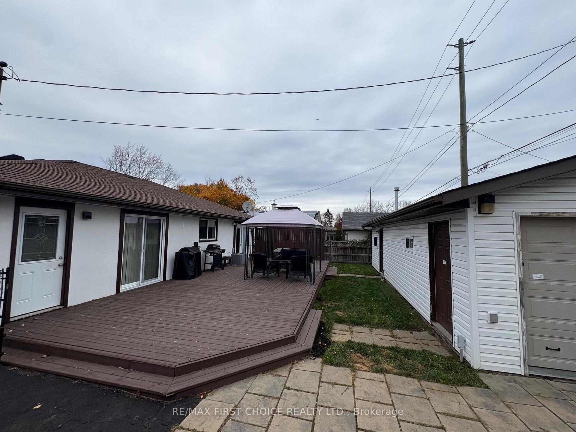 Photo 36 of 205 Windemere Avenue N, Thunder Bay, College Heights — HOMEH