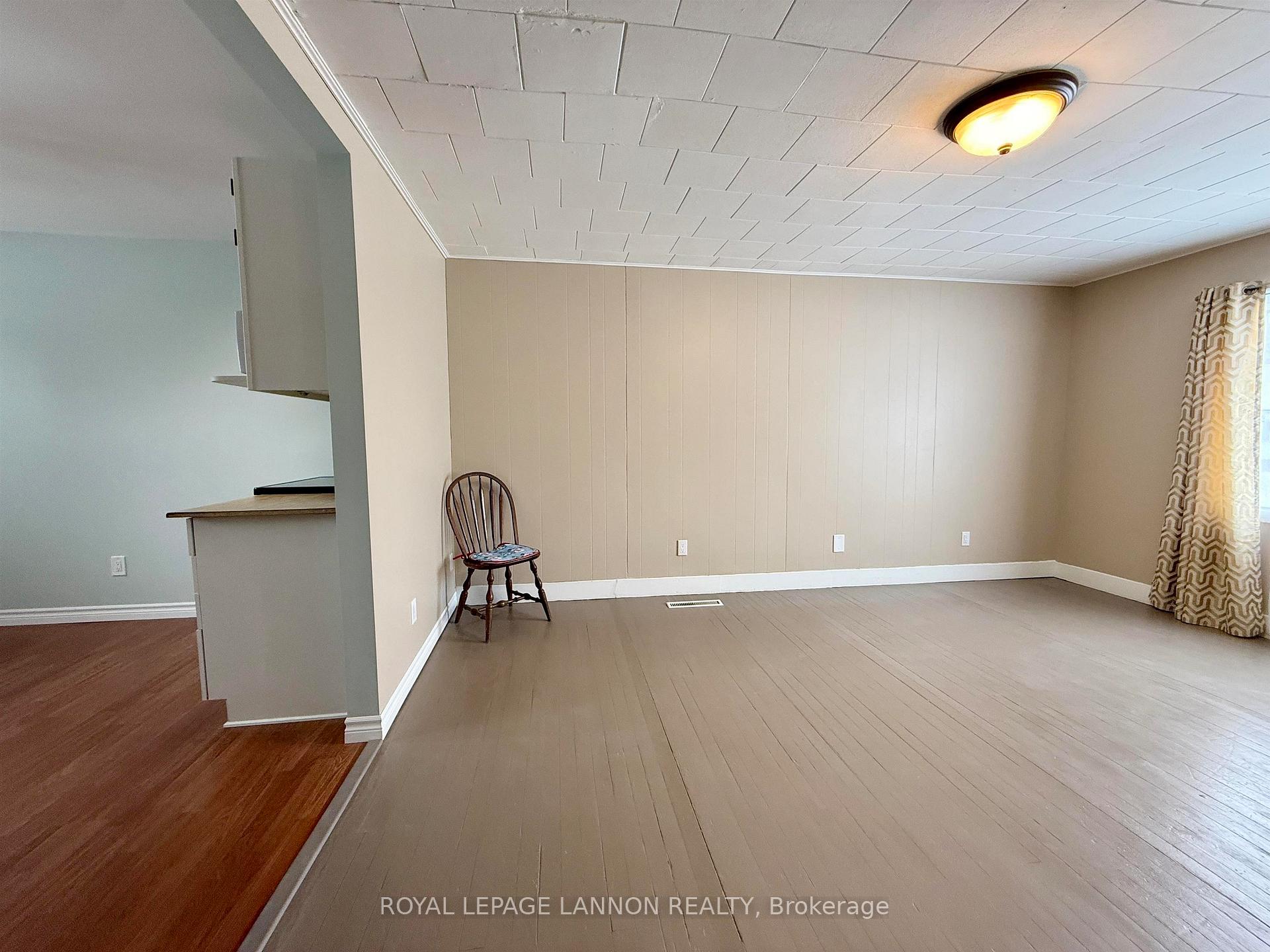 Photo 9 of 340 Francis Street E, Thunder Bay, Westfort — HOMEH