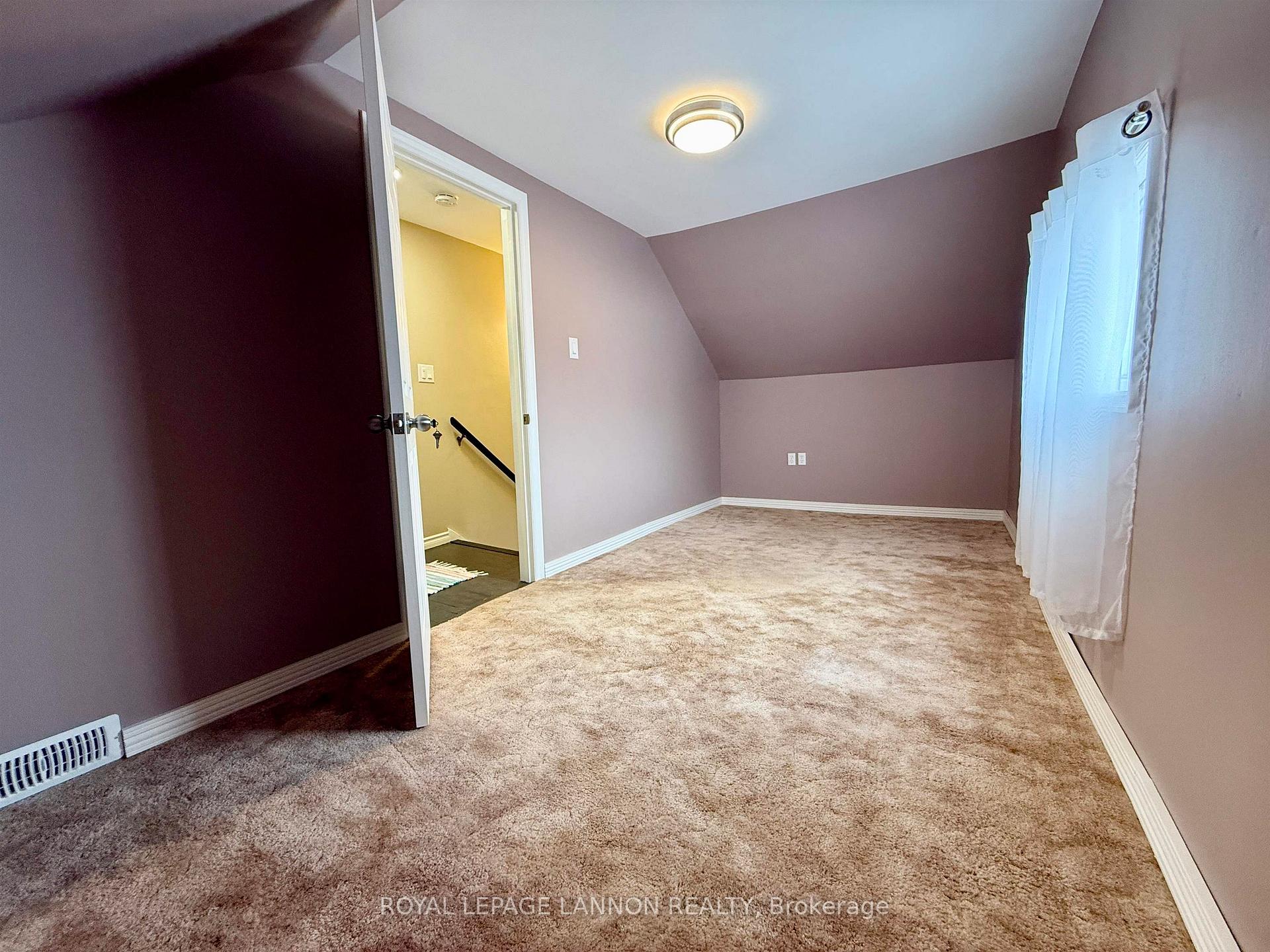 Photo 21 of 340 Francis Street E, Thunder Bay, Westfort — HOMEH