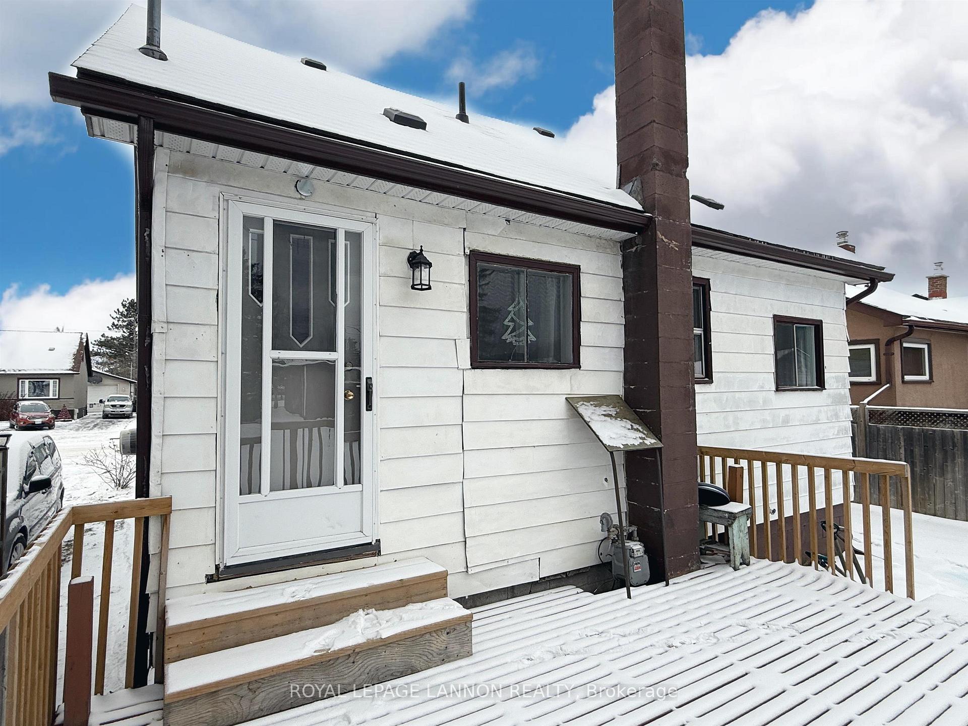 Photo 33 of 340 Francis Street E, Thunder Bay, Westfort — HOMEH