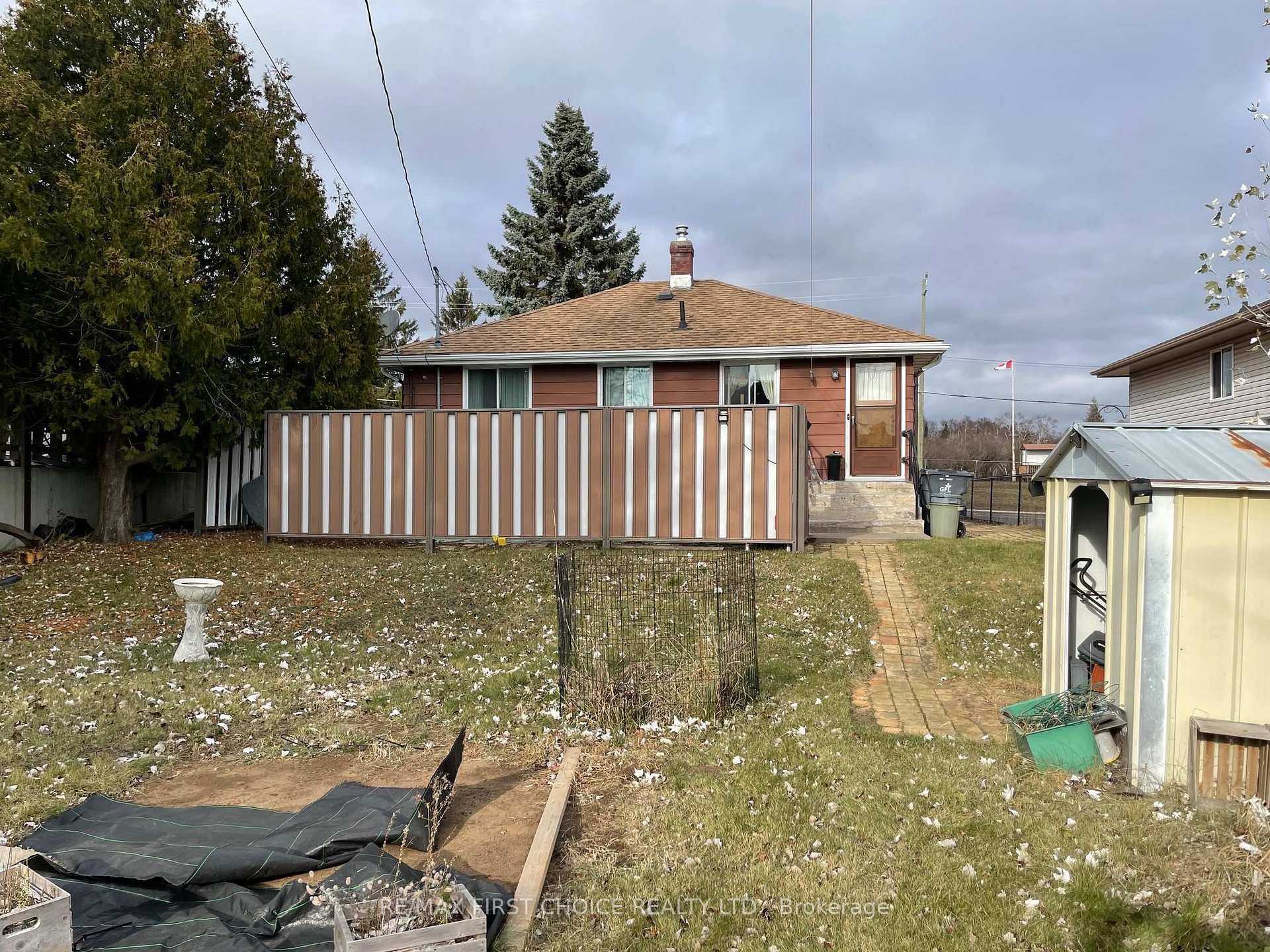 Photo 15 of 257 Arundel Street, Thunder Bay, Current River — HOMEH