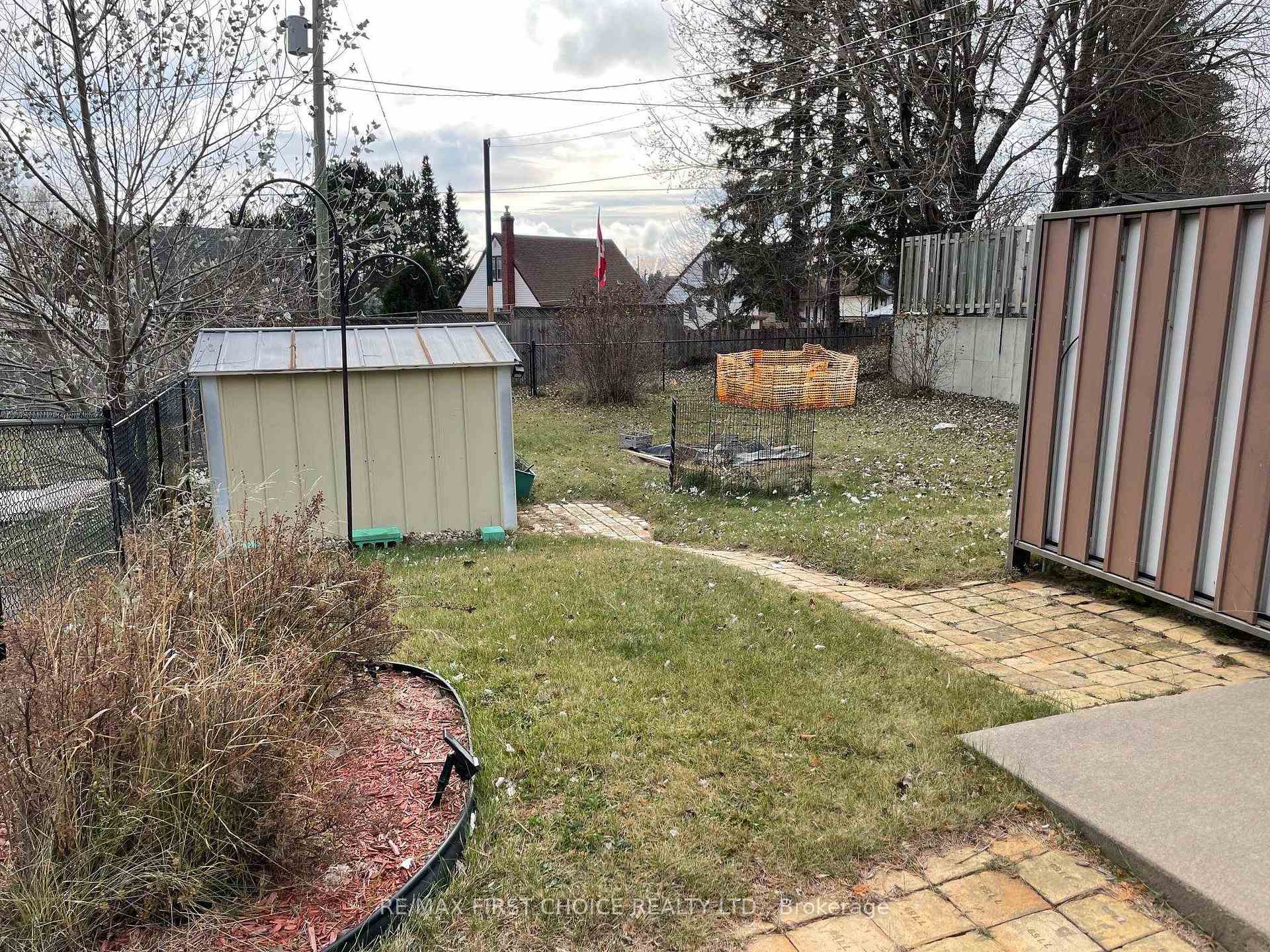 Photo 16 of 257 Arundel Street, Thunder Bay, Current River — HOMEH