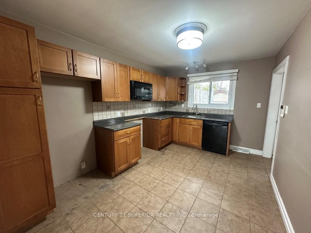 Photo 12 of 2637 Ridgeway Street E, Thunder Bay, Green Acres — HOMEH