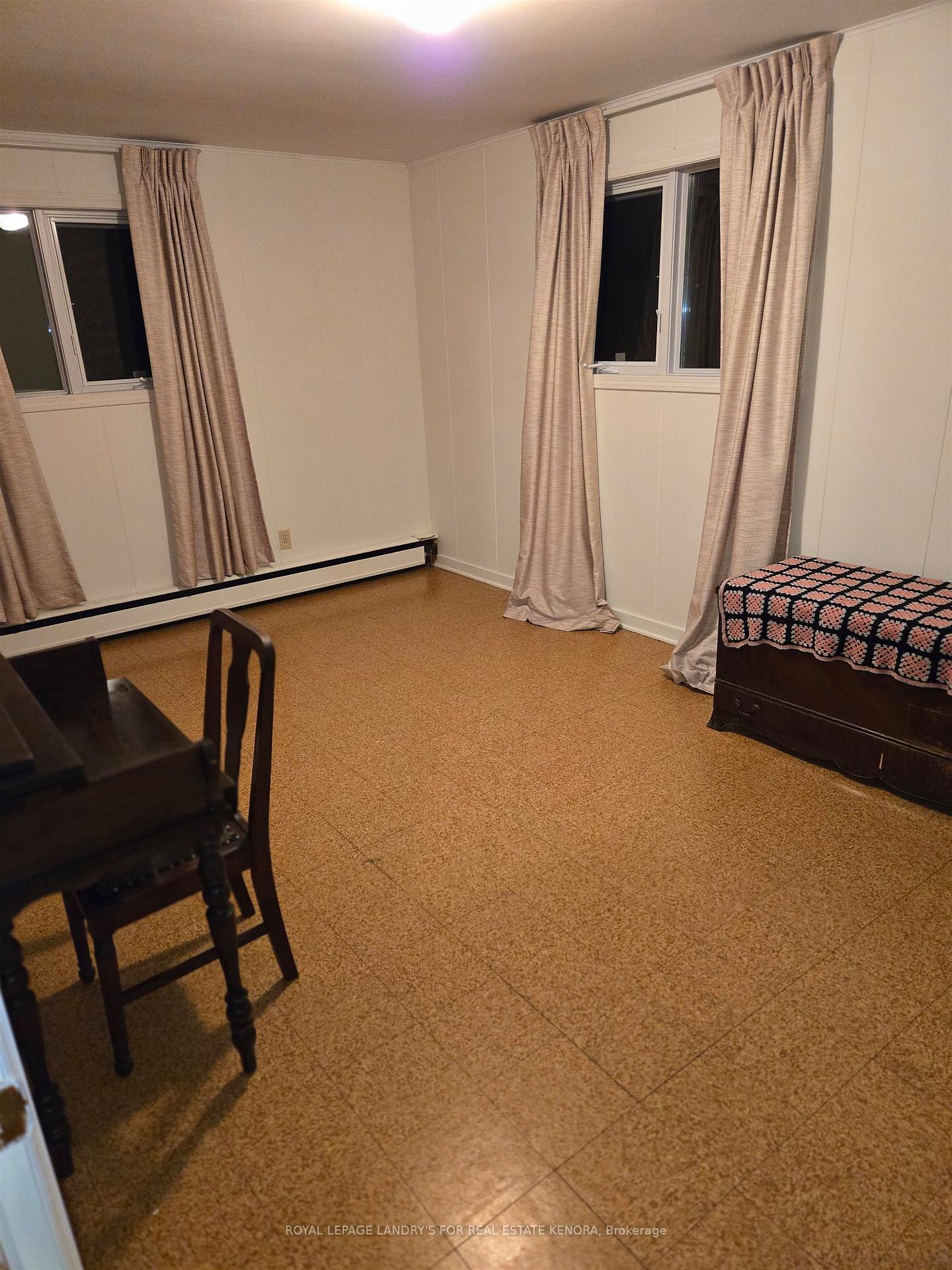 Photo 12 of 1251 Heenan Place, Kenora, Pinecrest — HOMEH