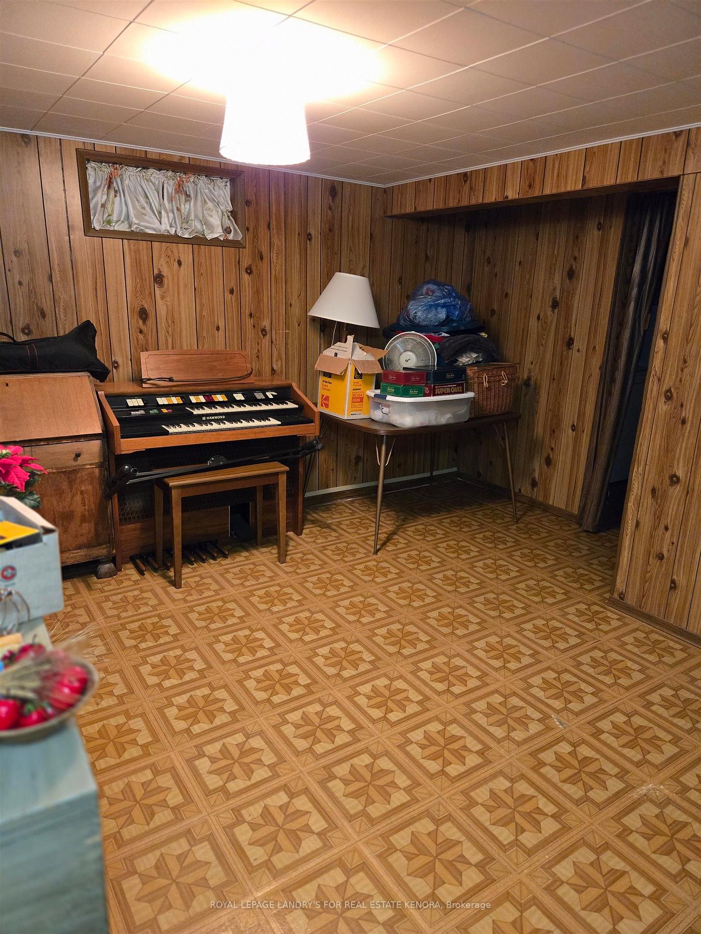 Photo 15 of 1251 Heenan Place, Kenora, Pinecrest — HOMEH