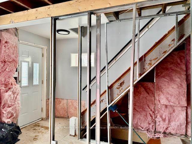 Photo 8 of 52 Empress Avenue N, Thunder Bay, College Heights — HOMEH