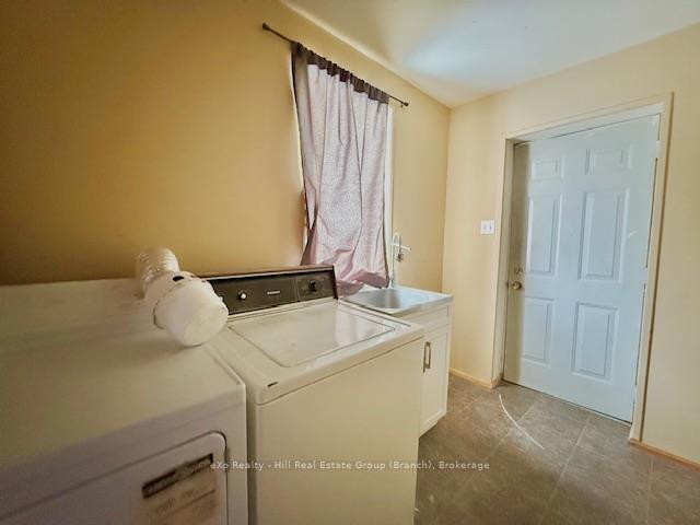 Photo 15 of 52 Empress Avenue N, Thunder Bay, College Heights — HOMEH