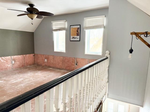 Photo 18 of 52 Empress Avenue N, Thunder Bay, College Heights — HOMEH