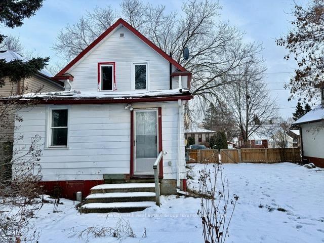 Photo 33 of 52 Empress Avenue N, Thunder Bay, College Heights — HOMEH