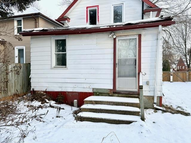 Photo 34 of 52 Empress Avenue N, Thunder Bay, College Heights — HOMEH