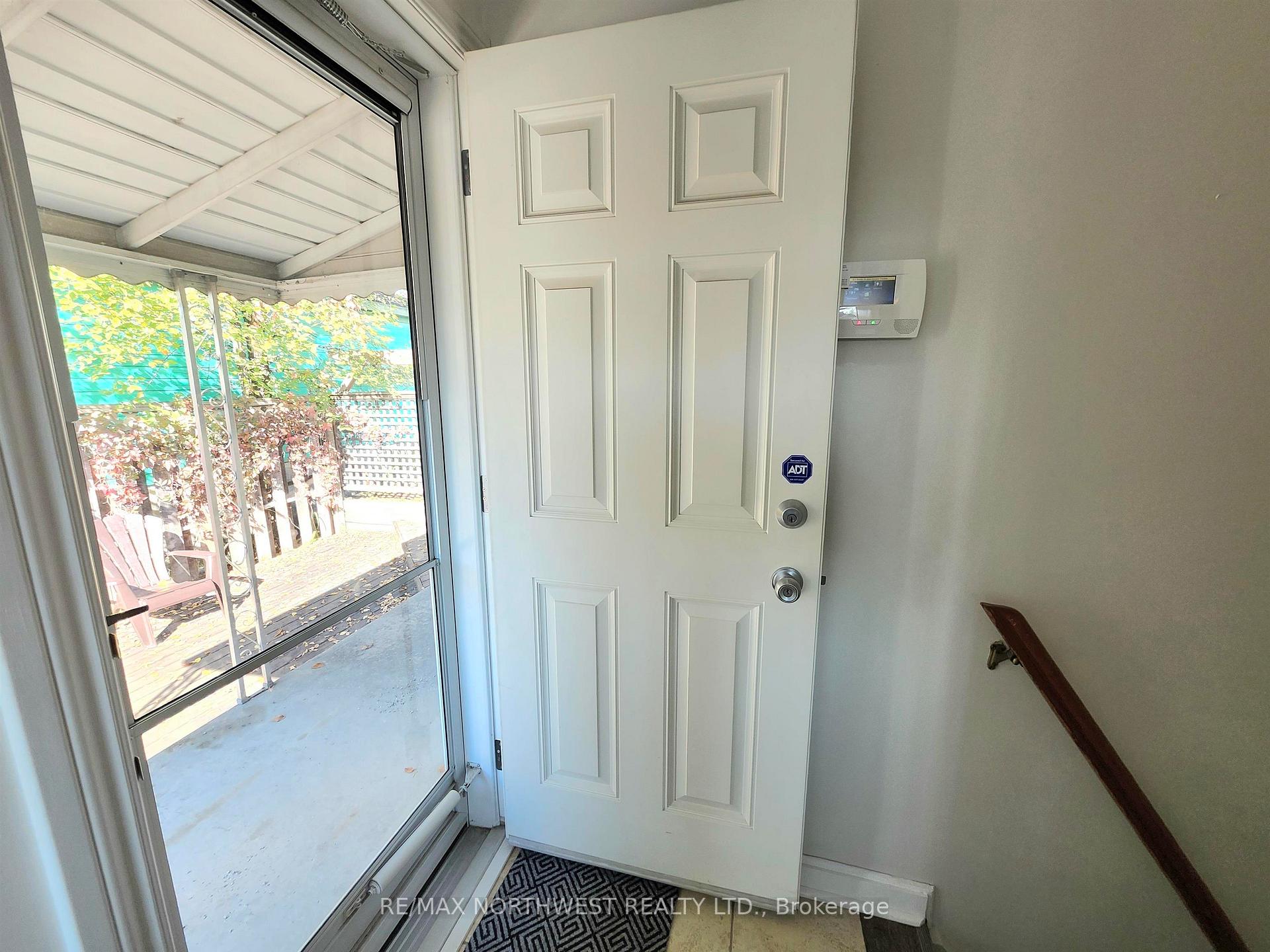 Photo 26 of 214 Sixth Avenue, Kenora, Central — HOMEH