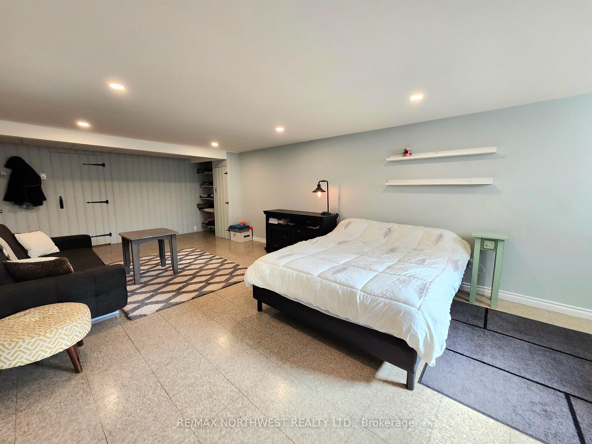 Photo 31 of 214 Sixth Avenue, Kenora, Central — HOMEH