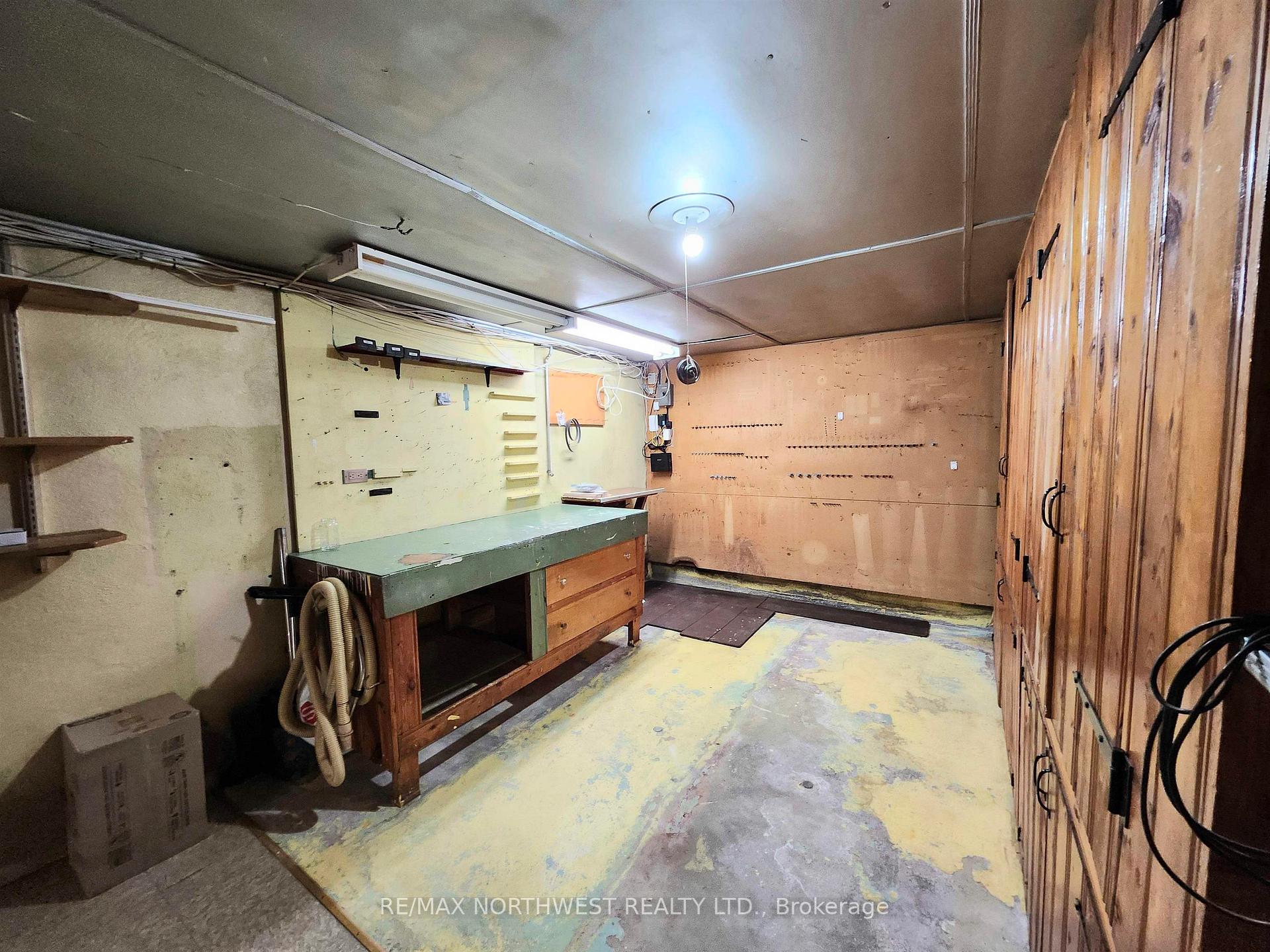 Photo 34 of 214 Sixth Avenue, Kenora, Central — HOMEH