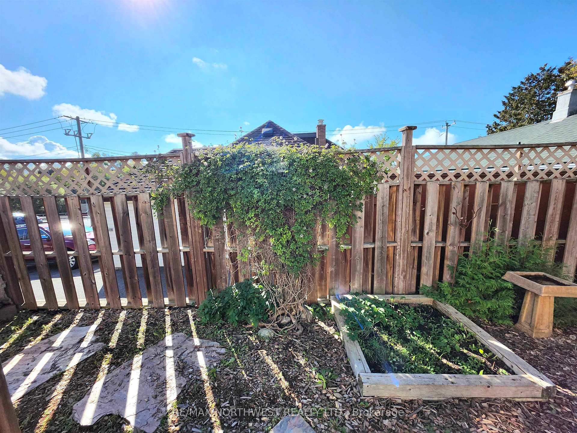 Photo 38 of 214 Sixth Avenue, Kenora, Central — HOMEH