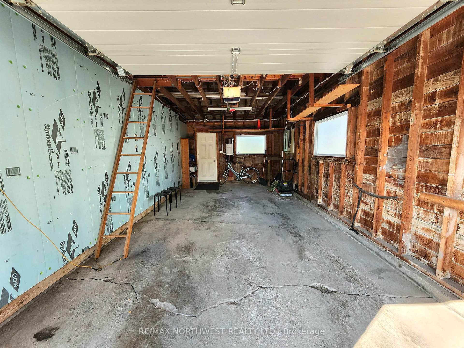 Photo 46 of 214 Sixth Avenue, Kenora, Central — HOMEH