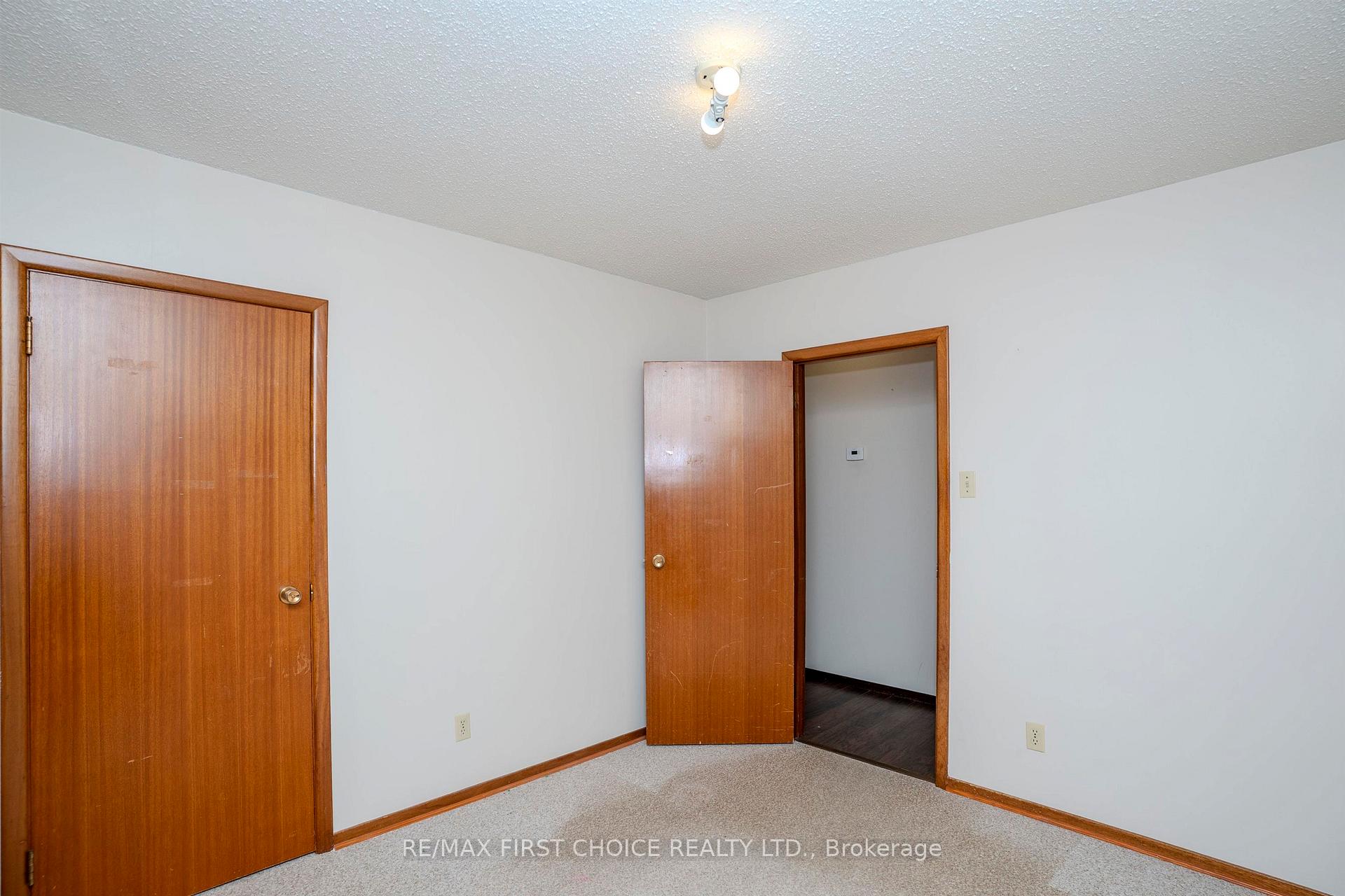Photo 17 of 807 Superior Avenue, Thunder Bay, Shuniah — HOMEH