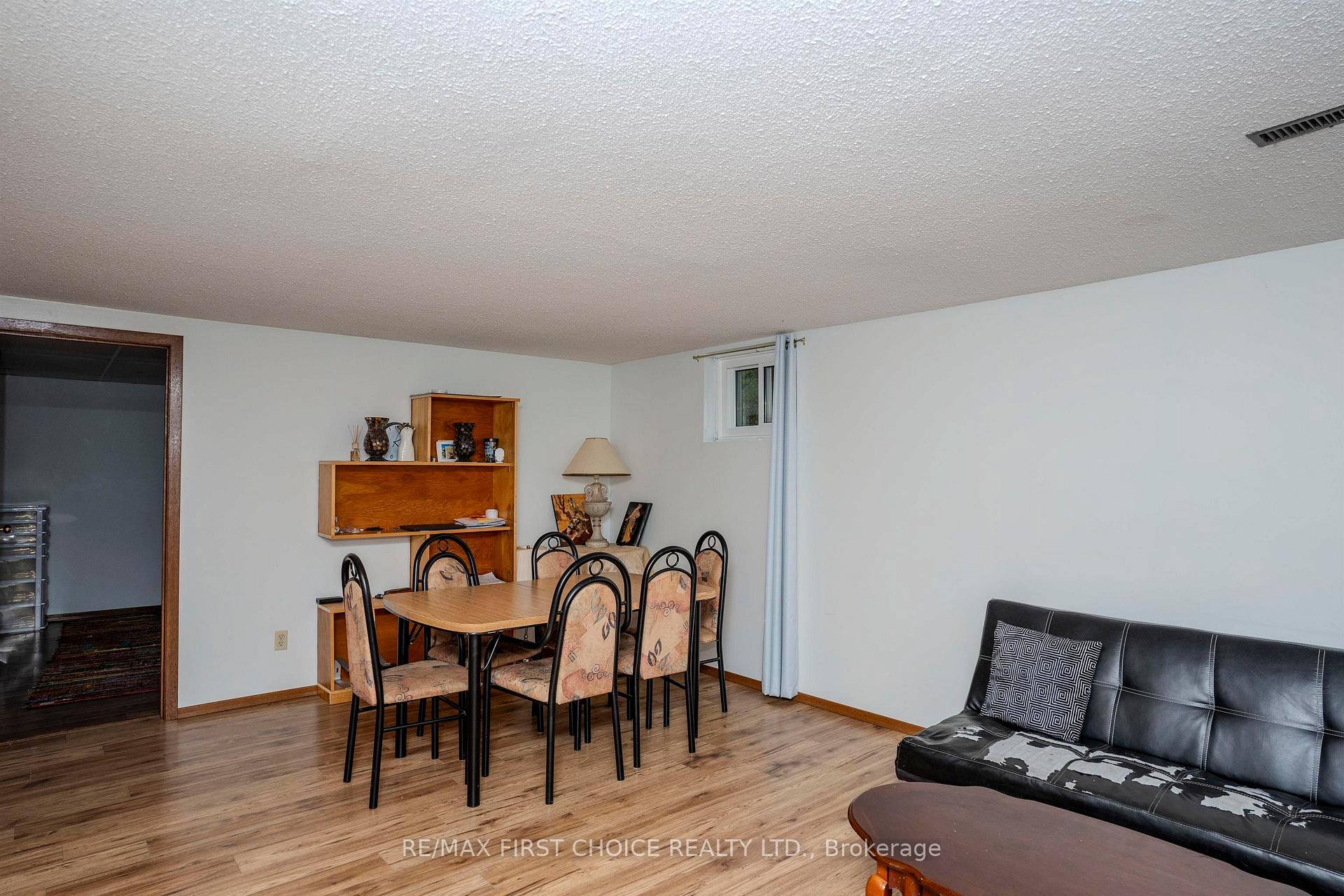 Photo 23 of 807 Superior Avenue, Thunder Bay, Shuniah — HOMEH