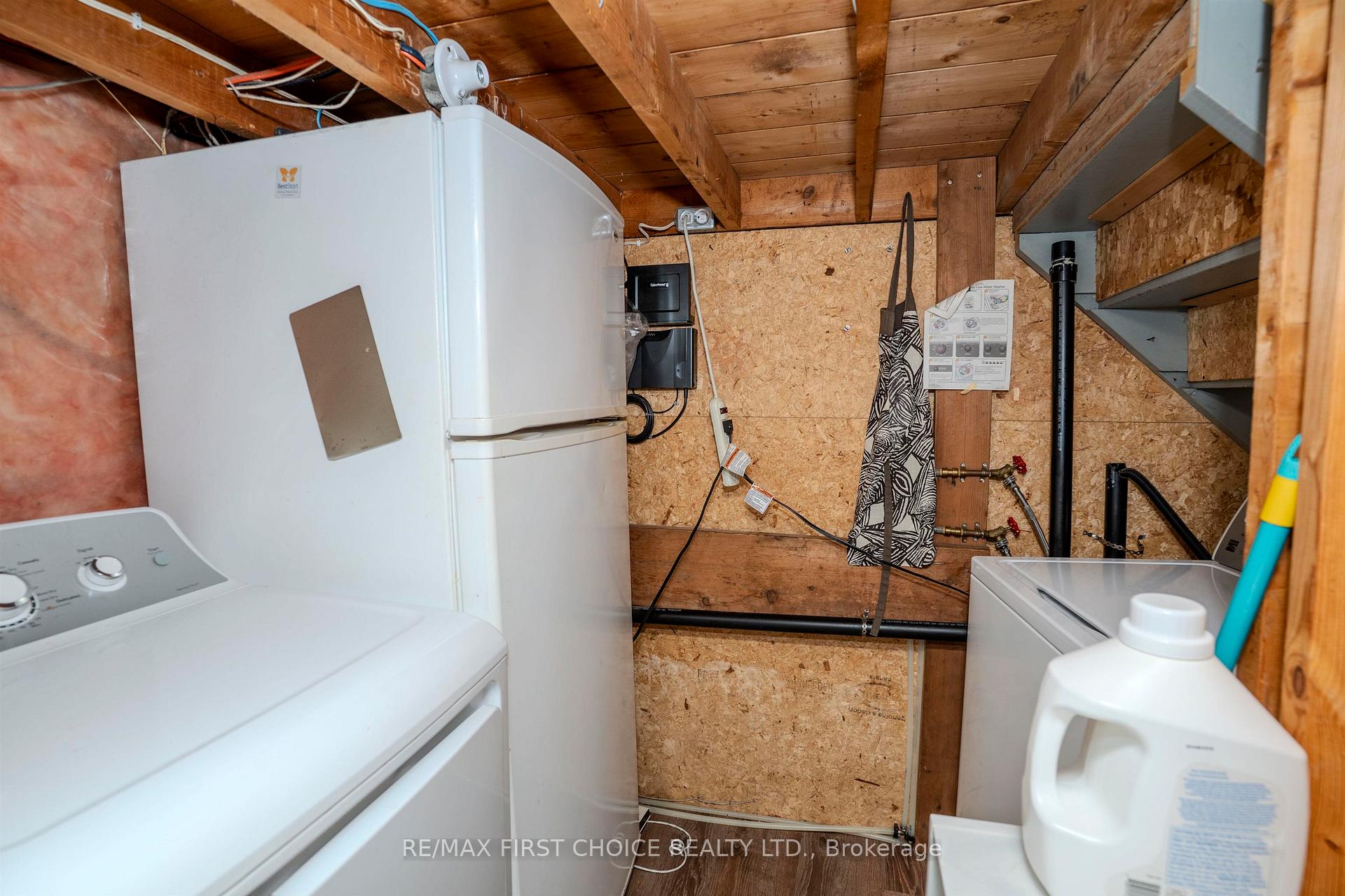 Photo 27 of 807 Superior Avenue, Thunder Bay, Shuniah — HOMEH