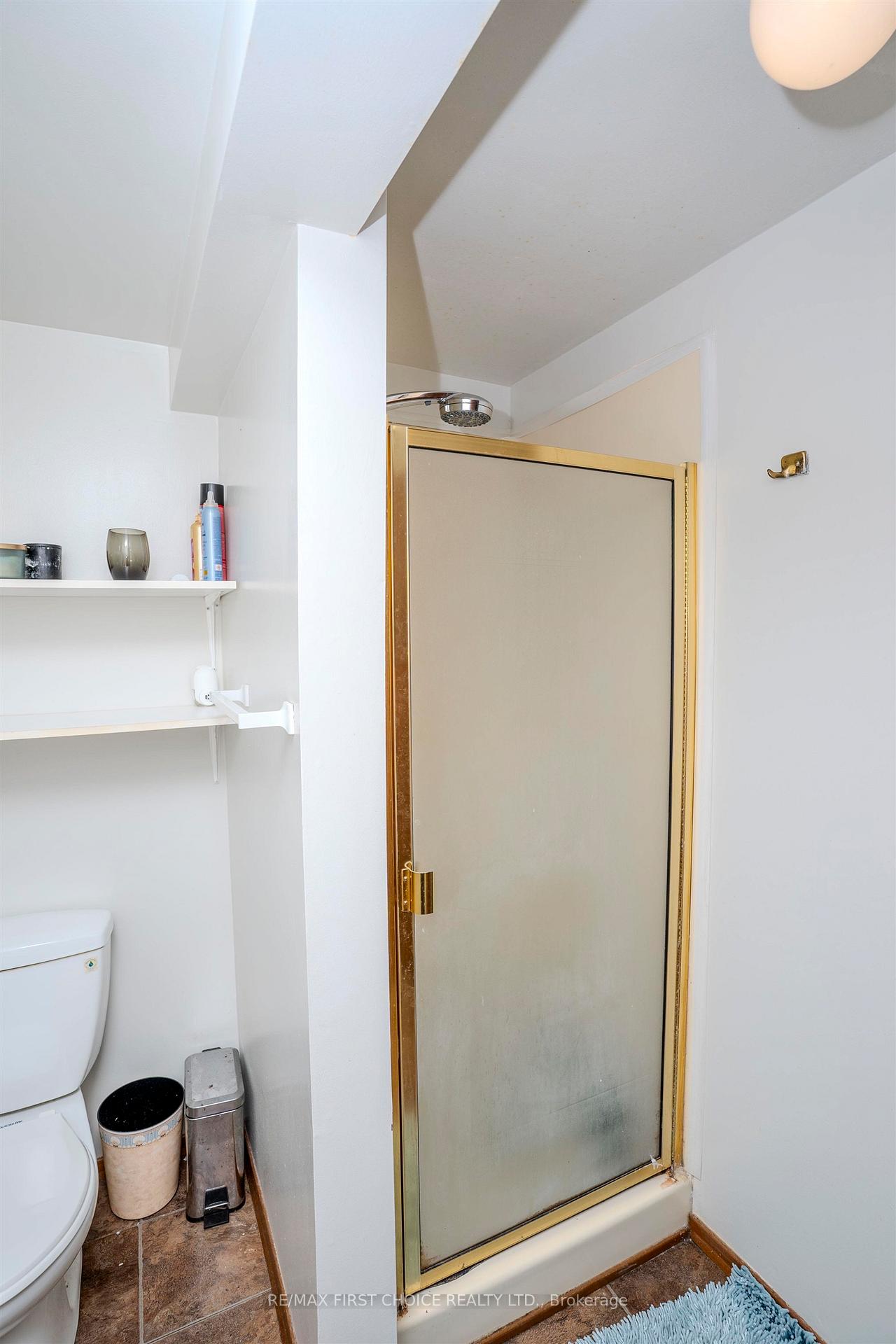 Photo 28 of 807 Superior Avenue, Thunder Bay, Shuniah — HOMEH