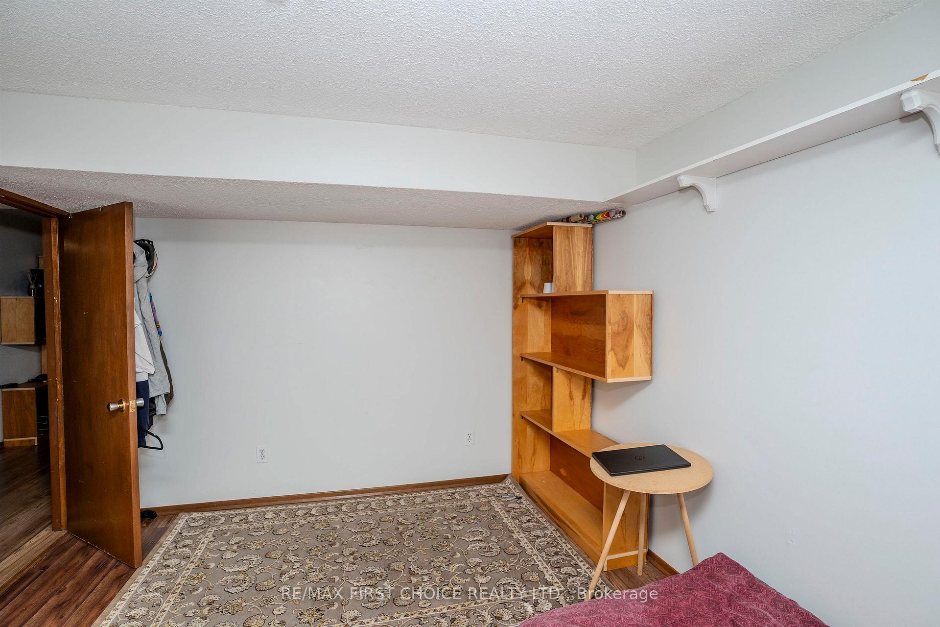 Photo 33 of 807 Superior Avenue, Thunder Bay, Shuniah — HOMEH