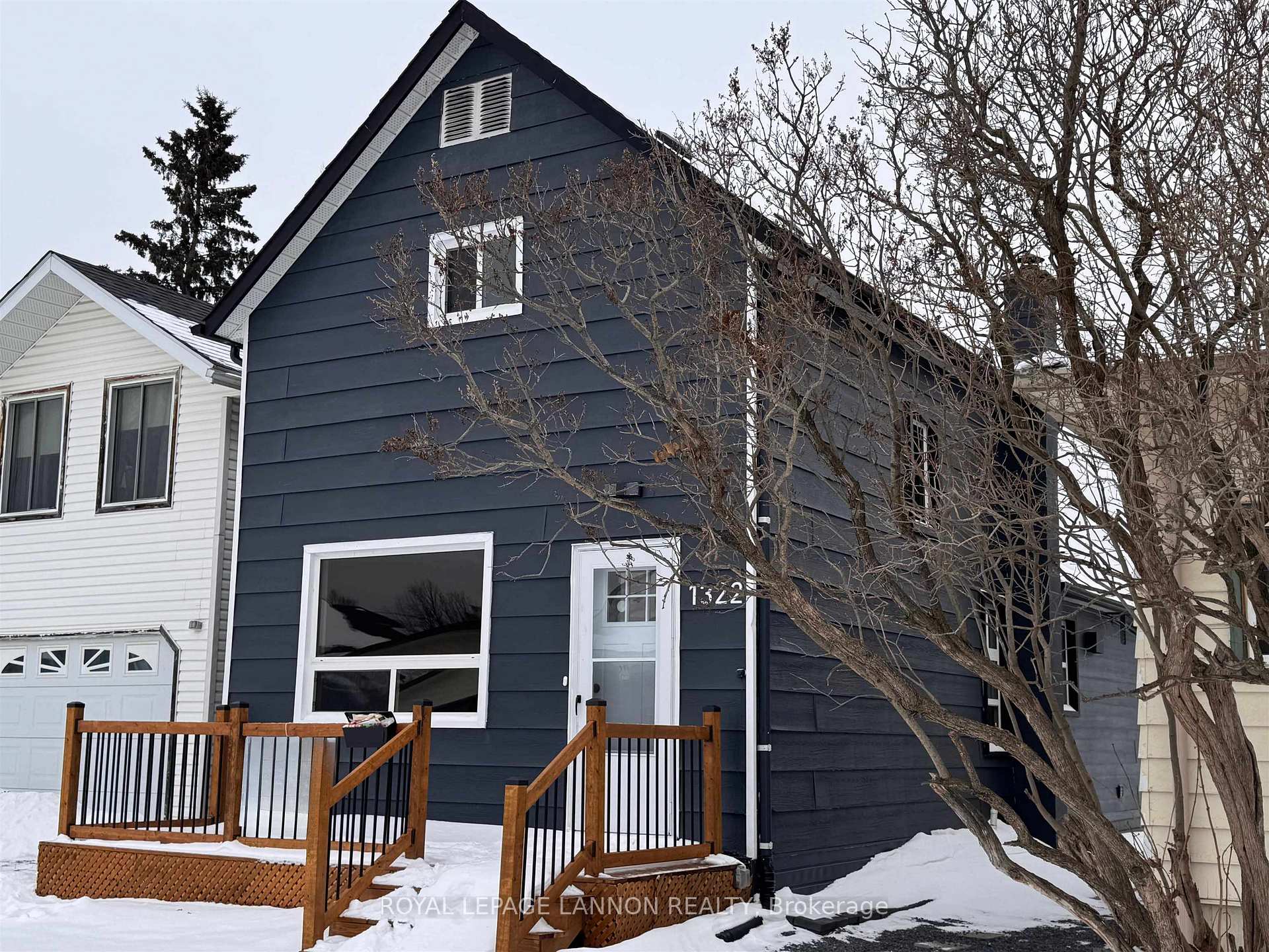 Photo 2 of 1322 Georgina Avenue, Thunder Bay, Westfort — HOMEH