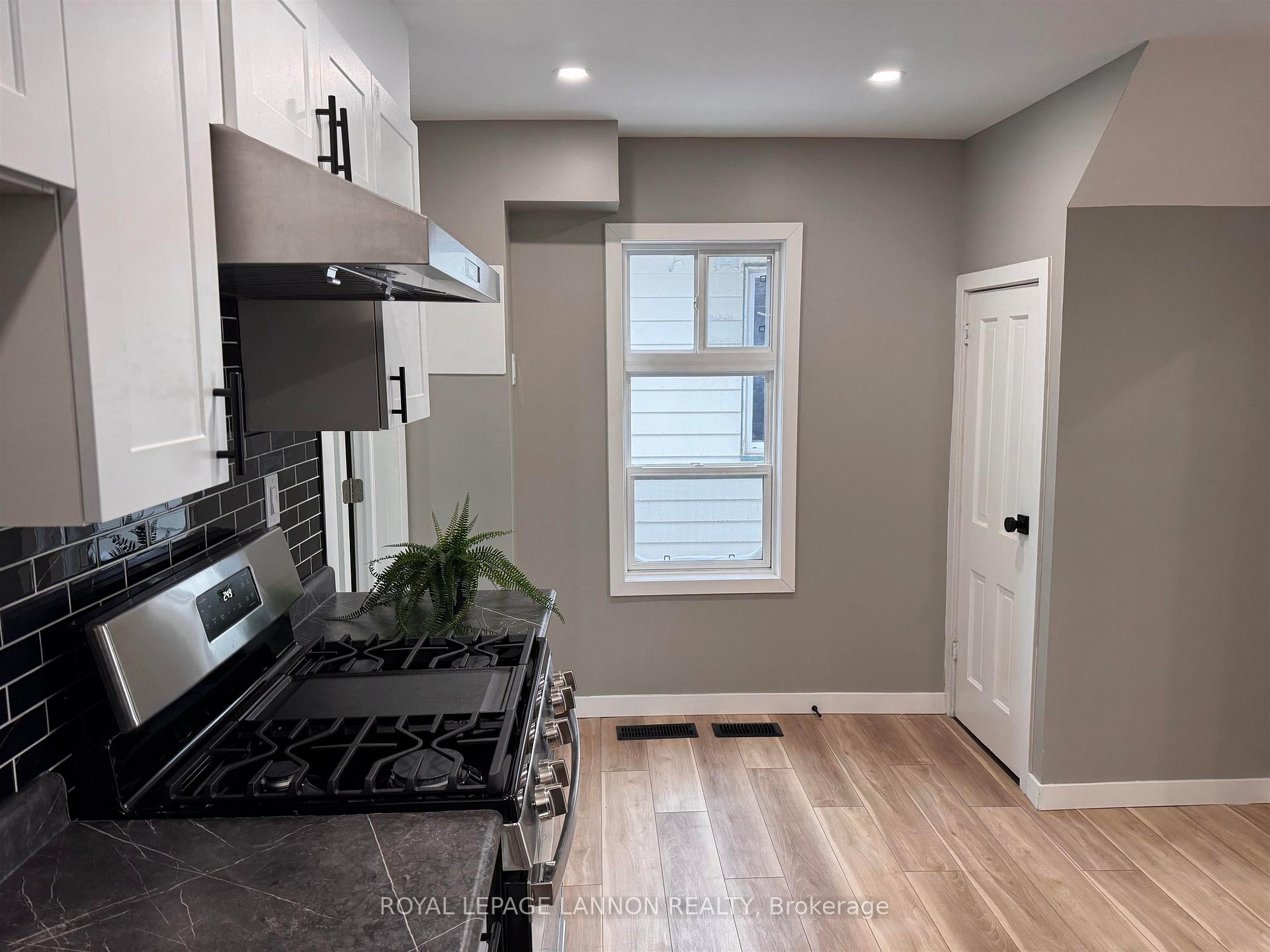 Photo 17 of 1322 Georgina Avenue, Thunder Bay, Westfort — HOMEH